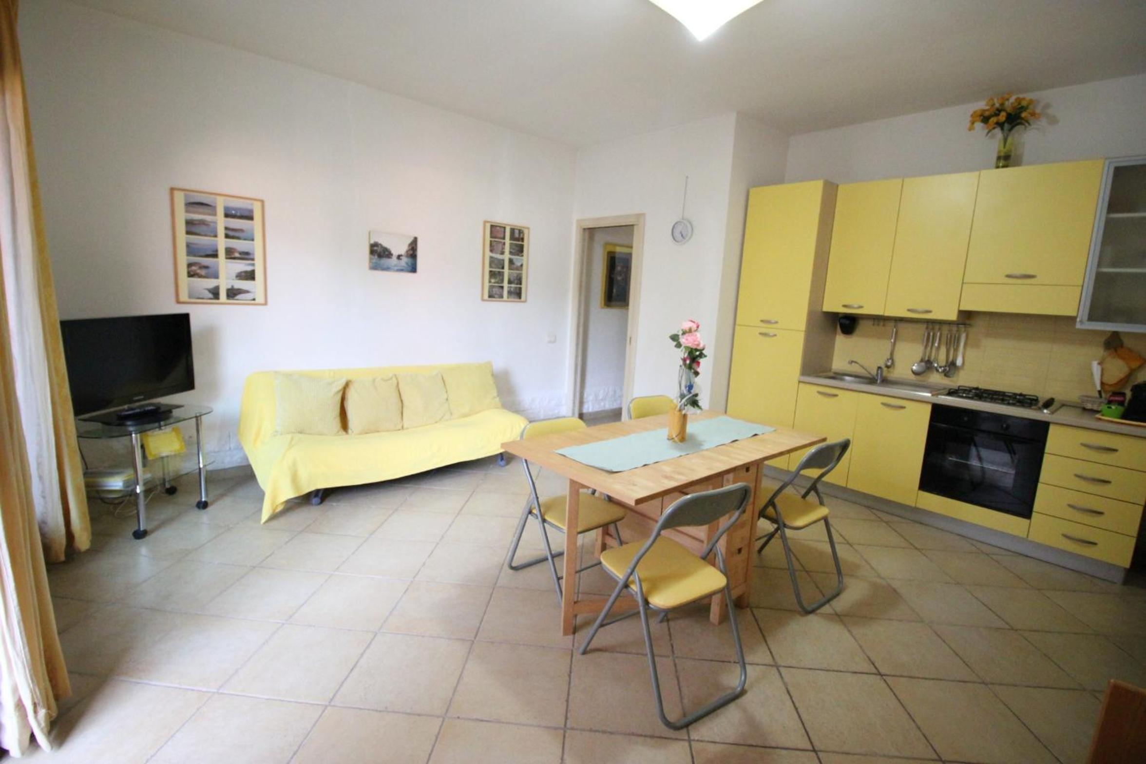 One-Bedroom House photo 3