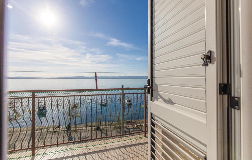 Apartment with Sea View photo 3