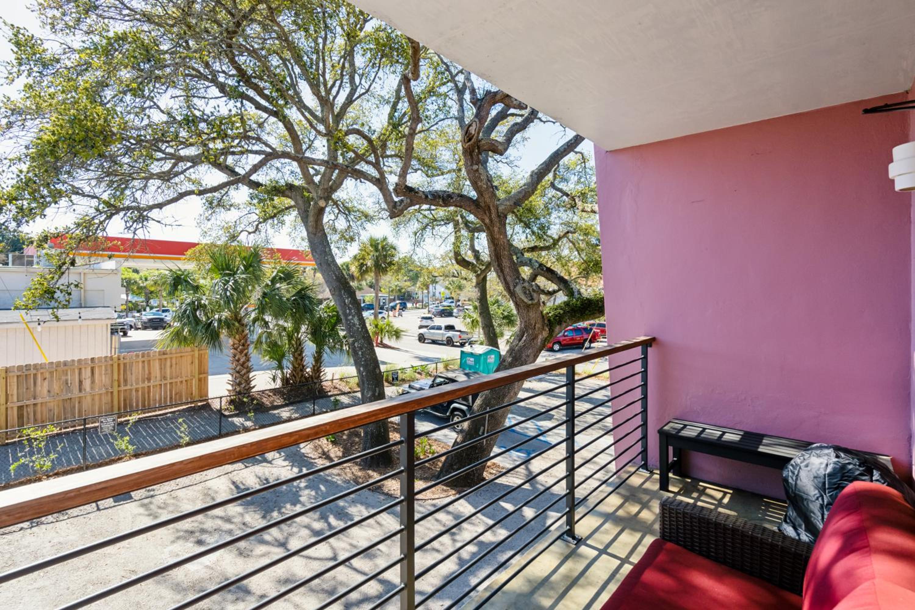 King Suite with Balcony photo 2
