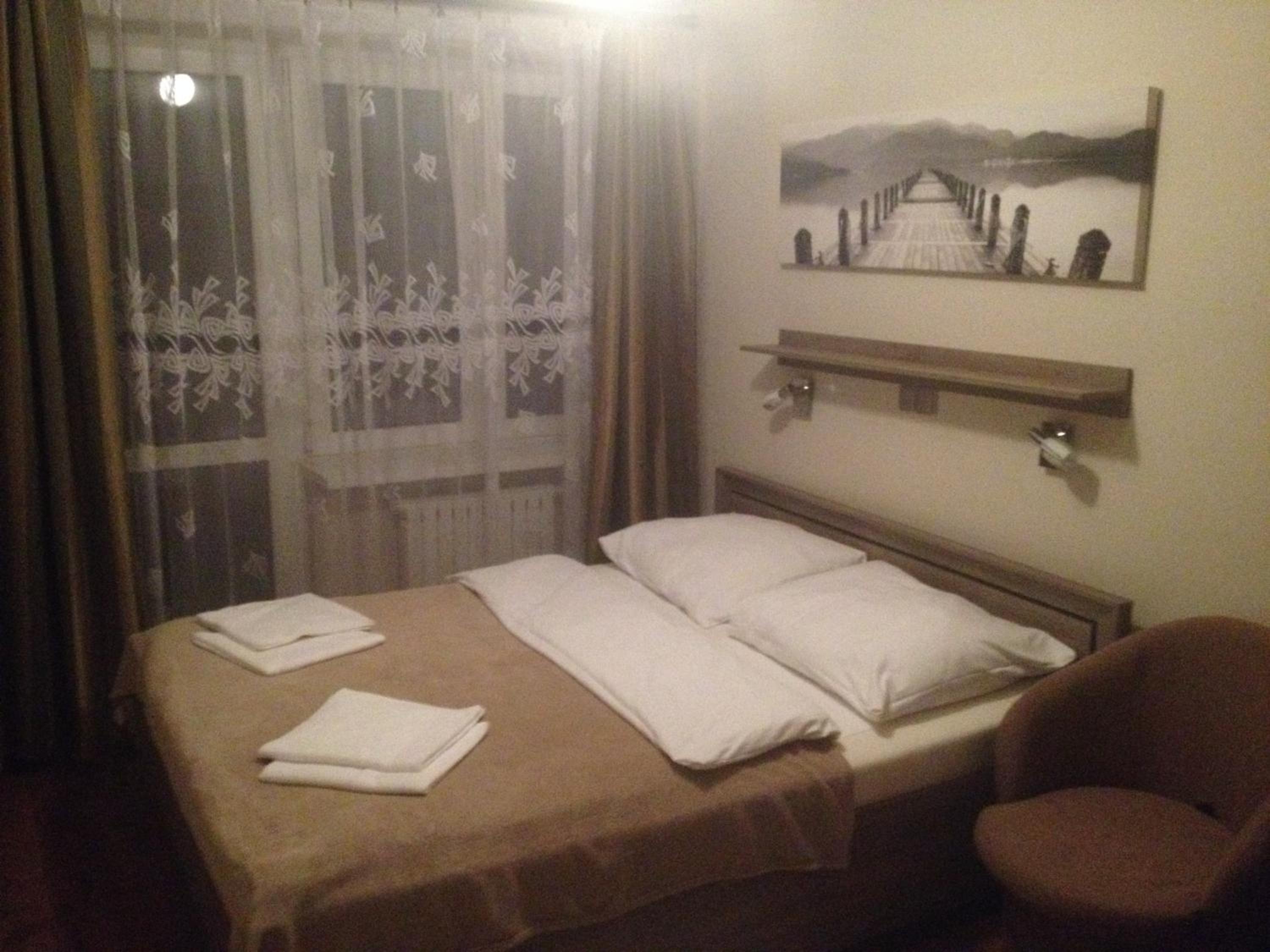Double Room - Photo 16