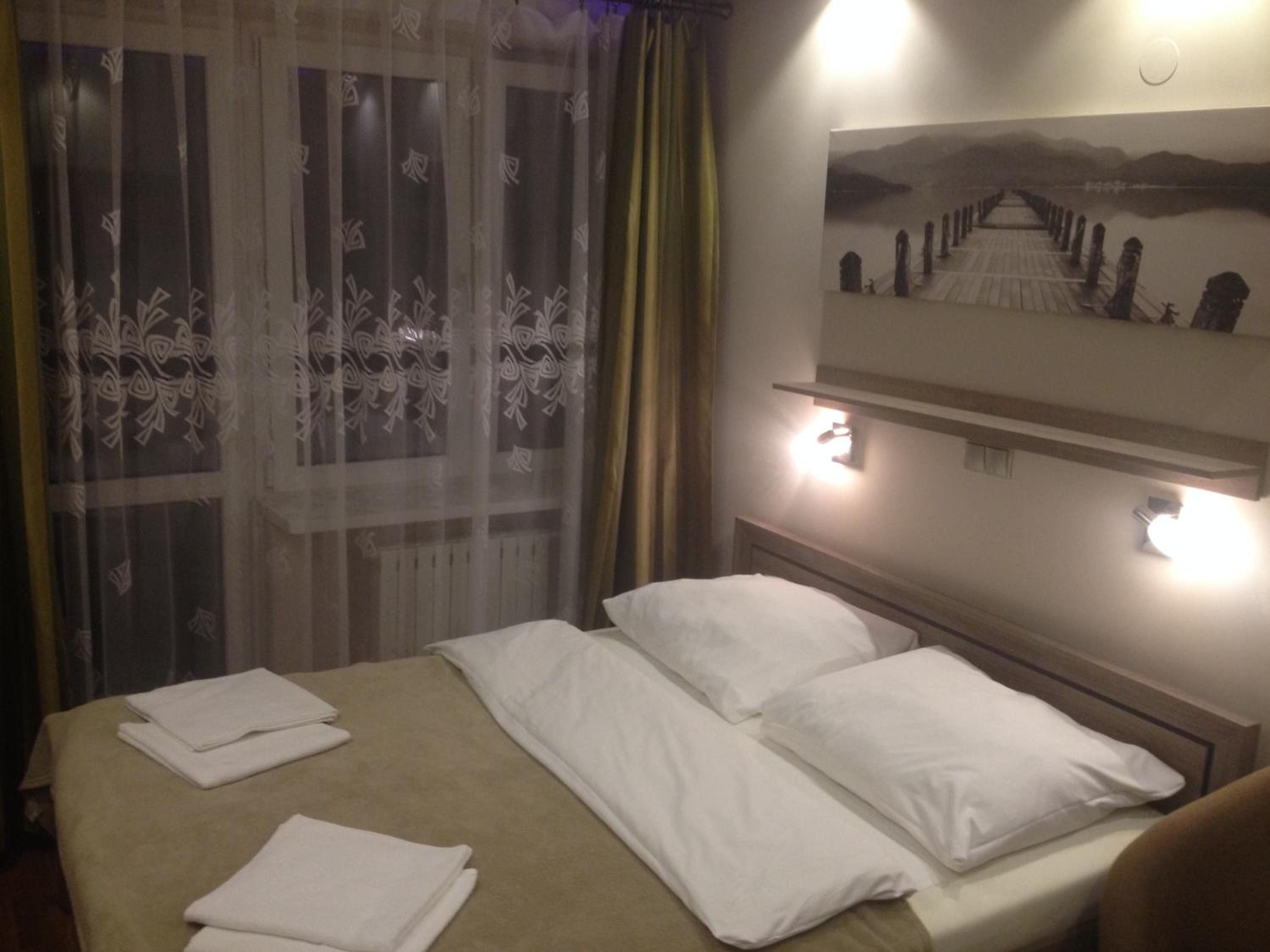 Double Room - Photo 17