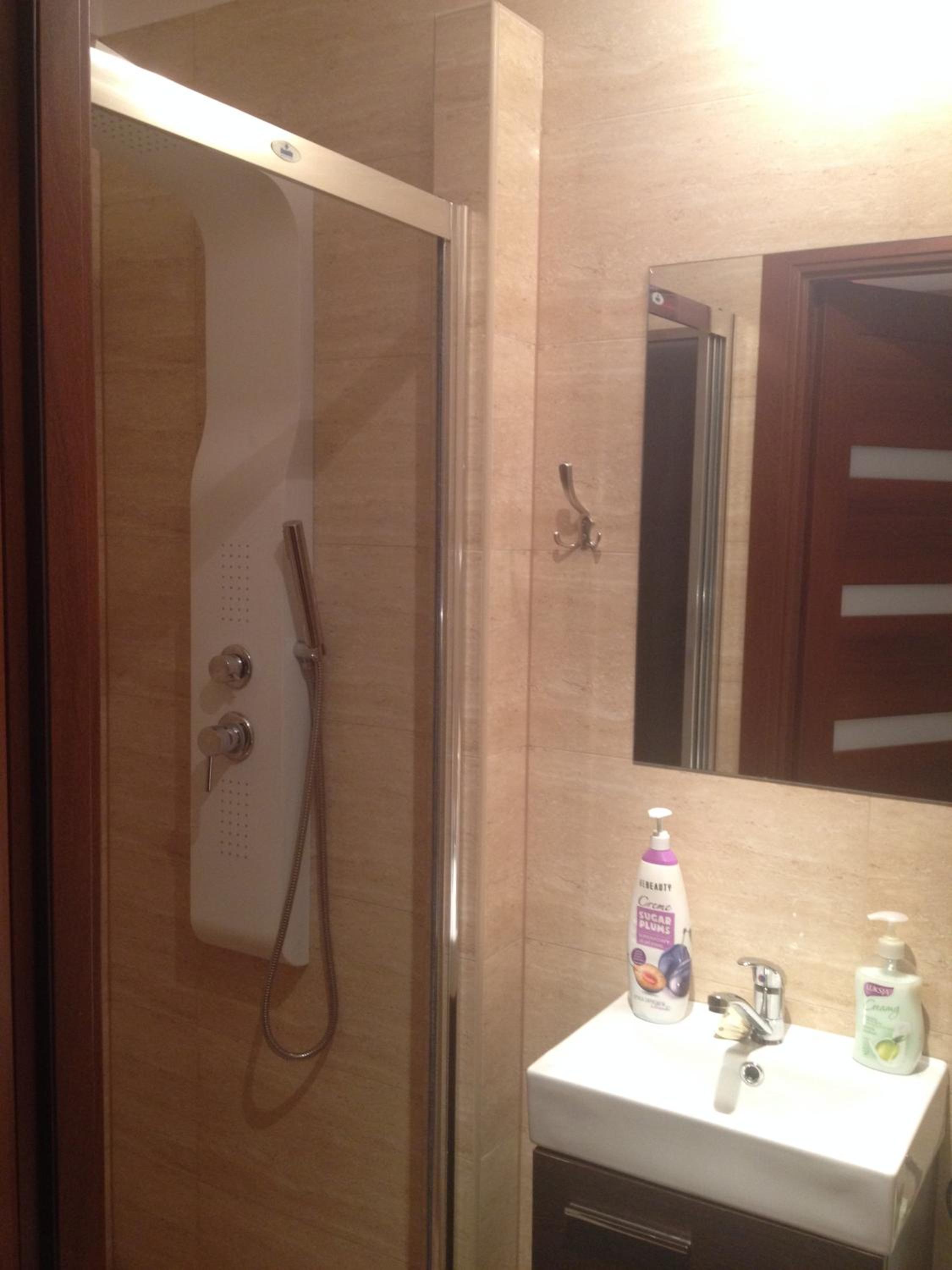 Double Room - Photo 25
