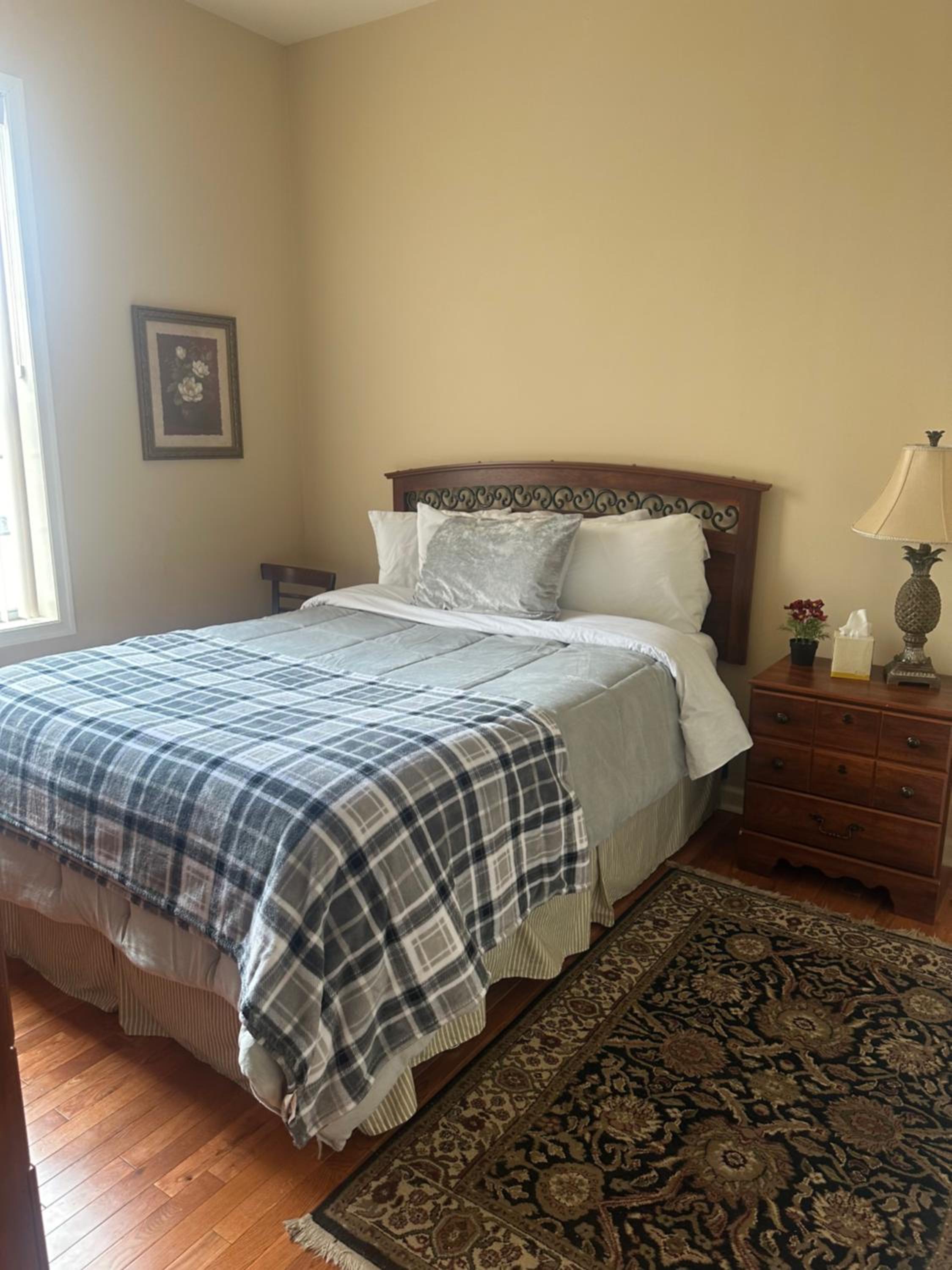 Deluxe Queen Room - Photo 4