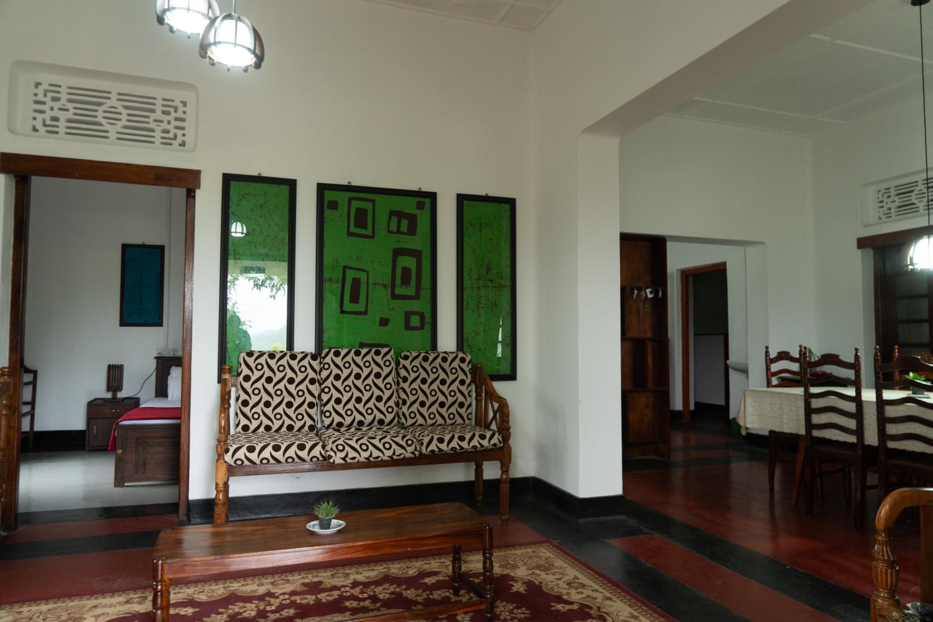 Three-Bedroom House photo 1
