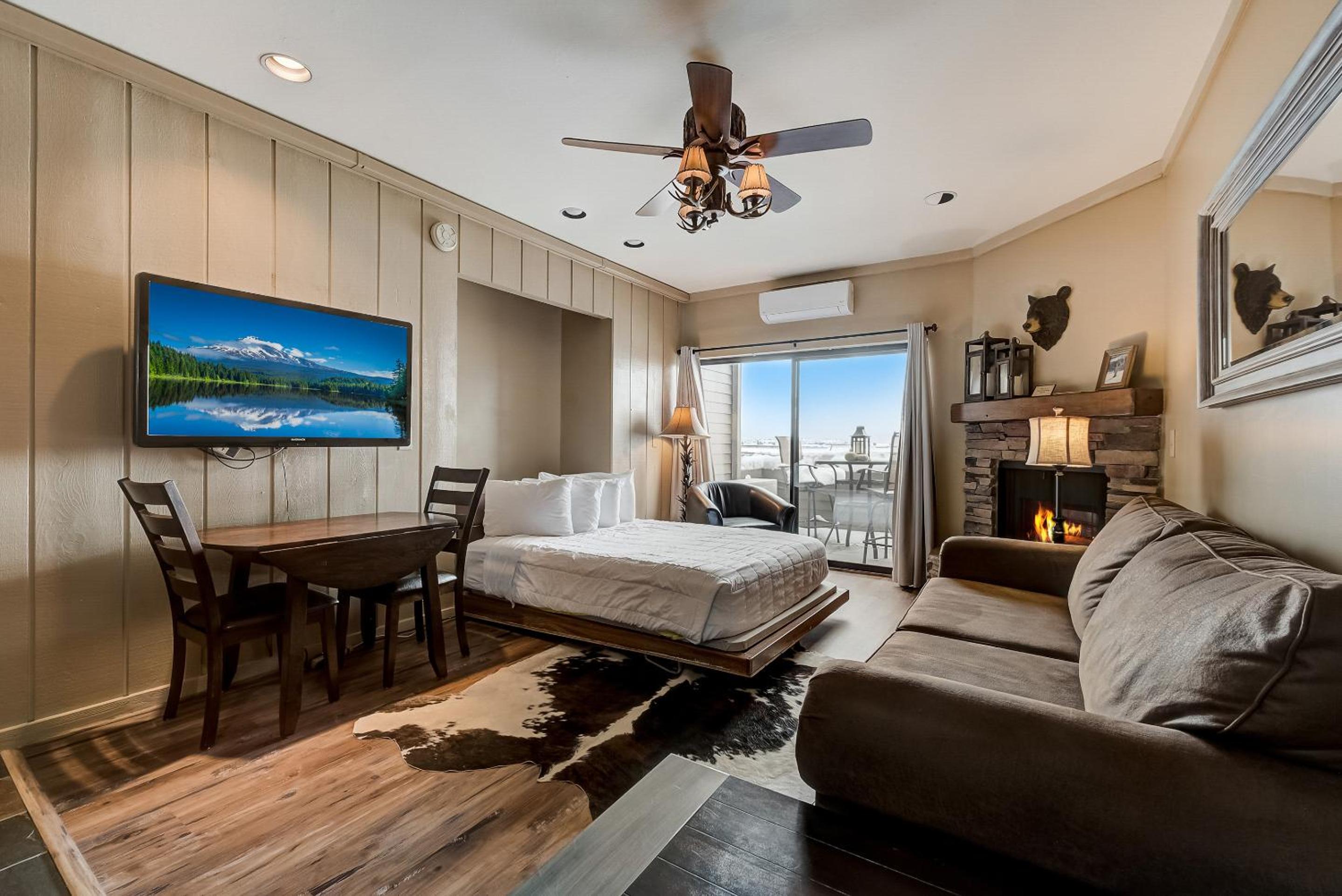 1 Bedroom with Kitchenette - Photo 22