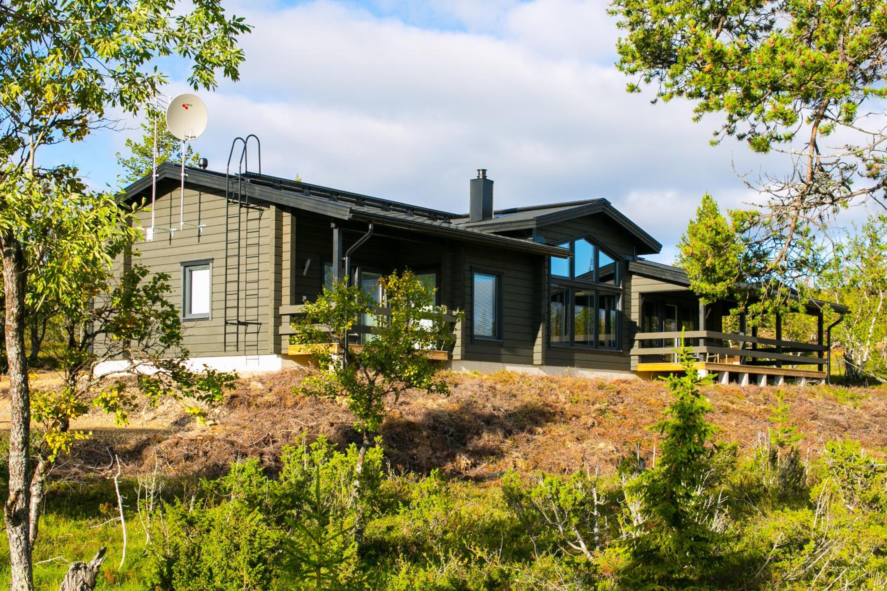 Four-Bedroom Villa Karhunpesä I on the Hill - Koivutie 15