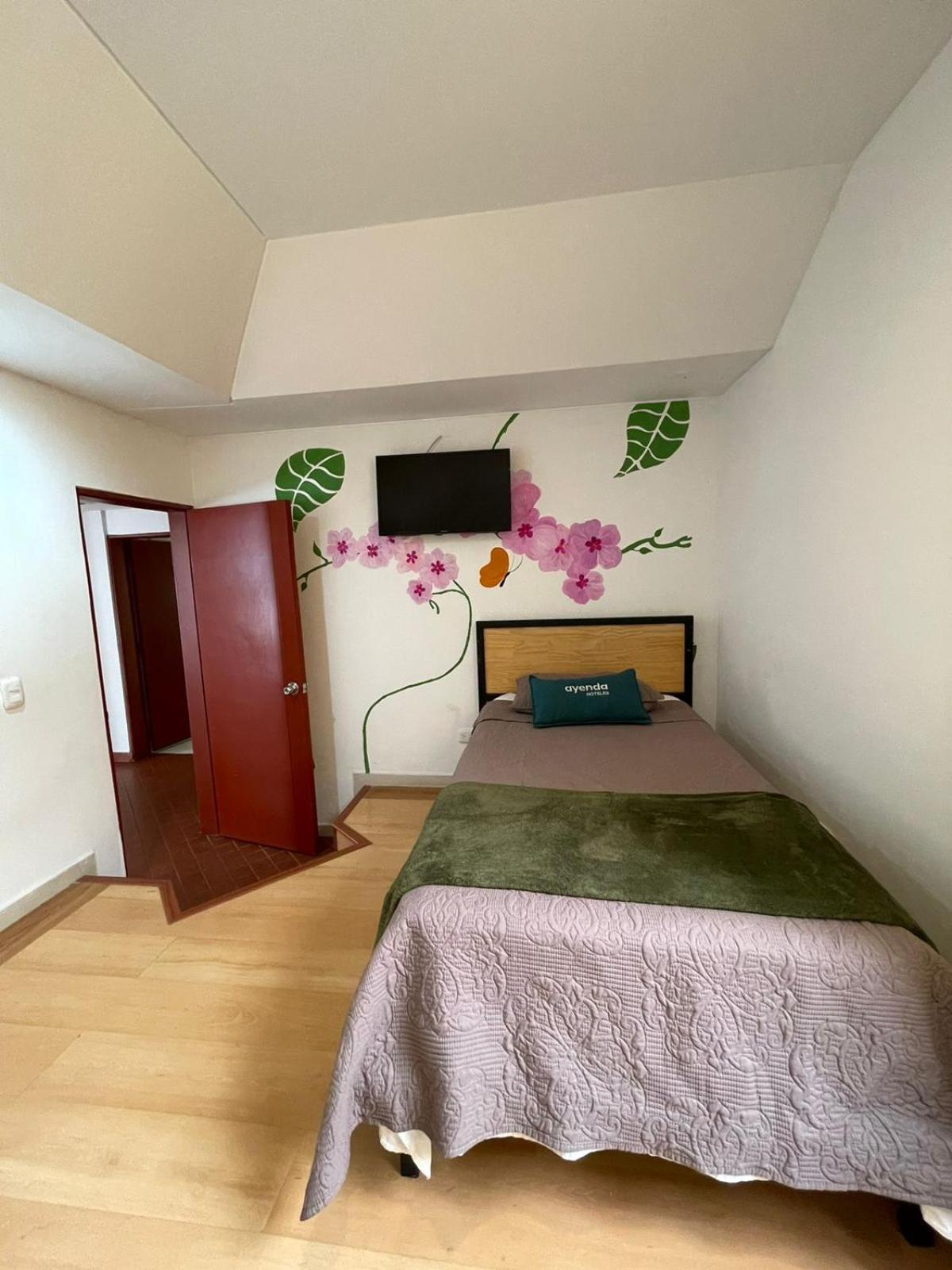Triple Room with Private External Bathroom photo 1