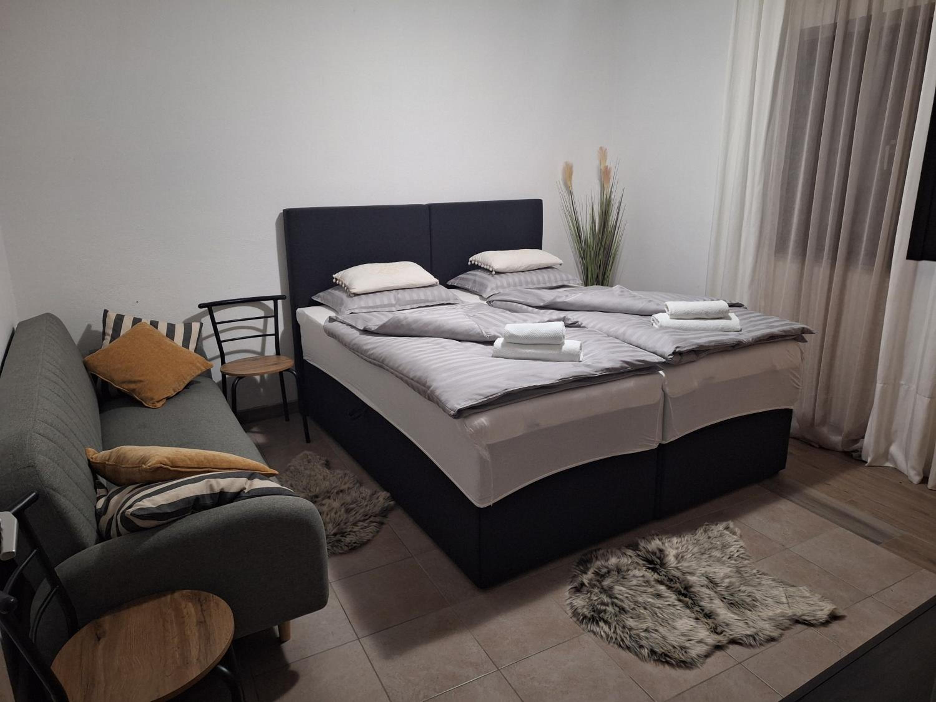 Apartment photo 1