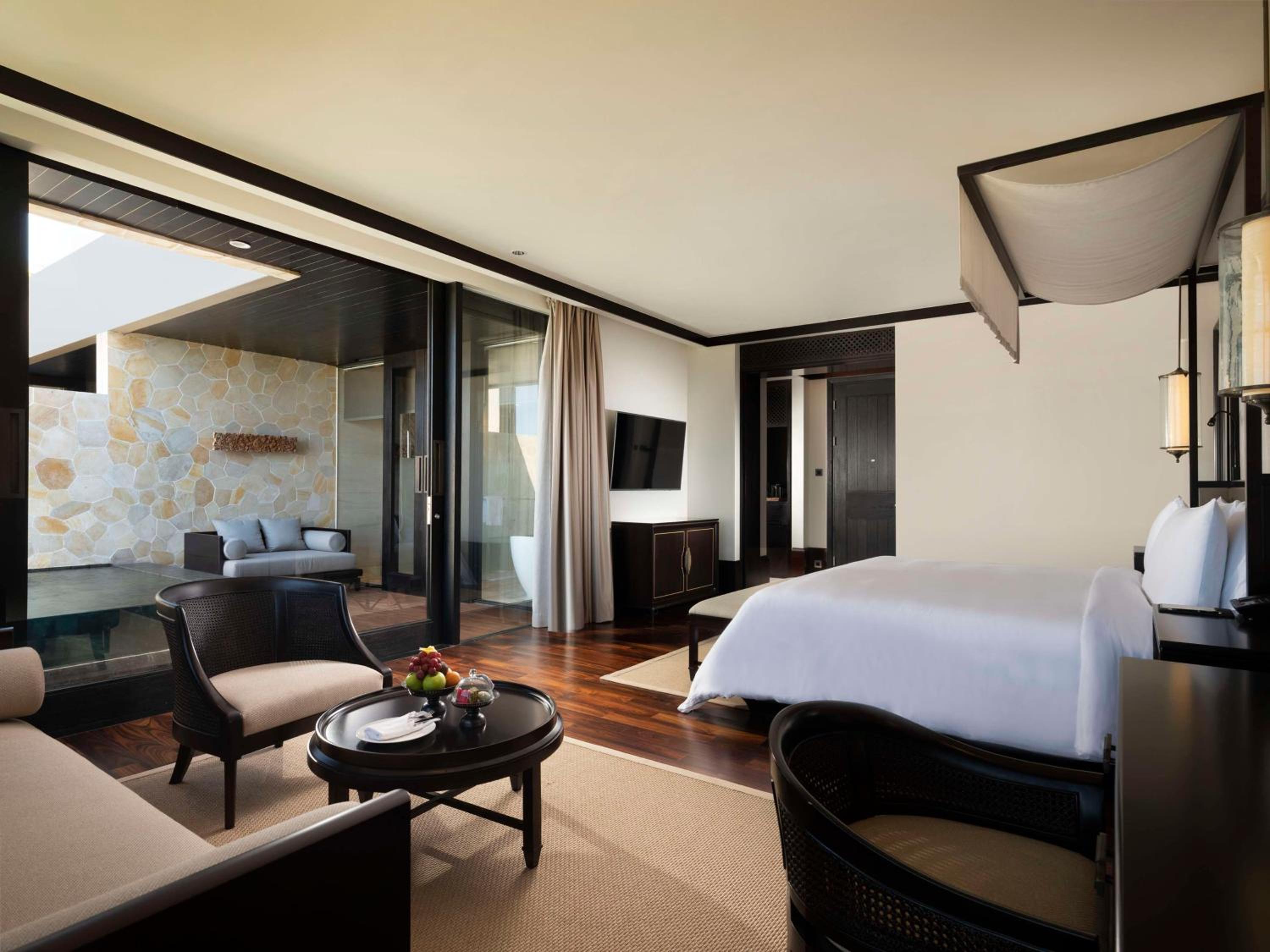 Cliff Private Pool Junior Suite - Photo 2