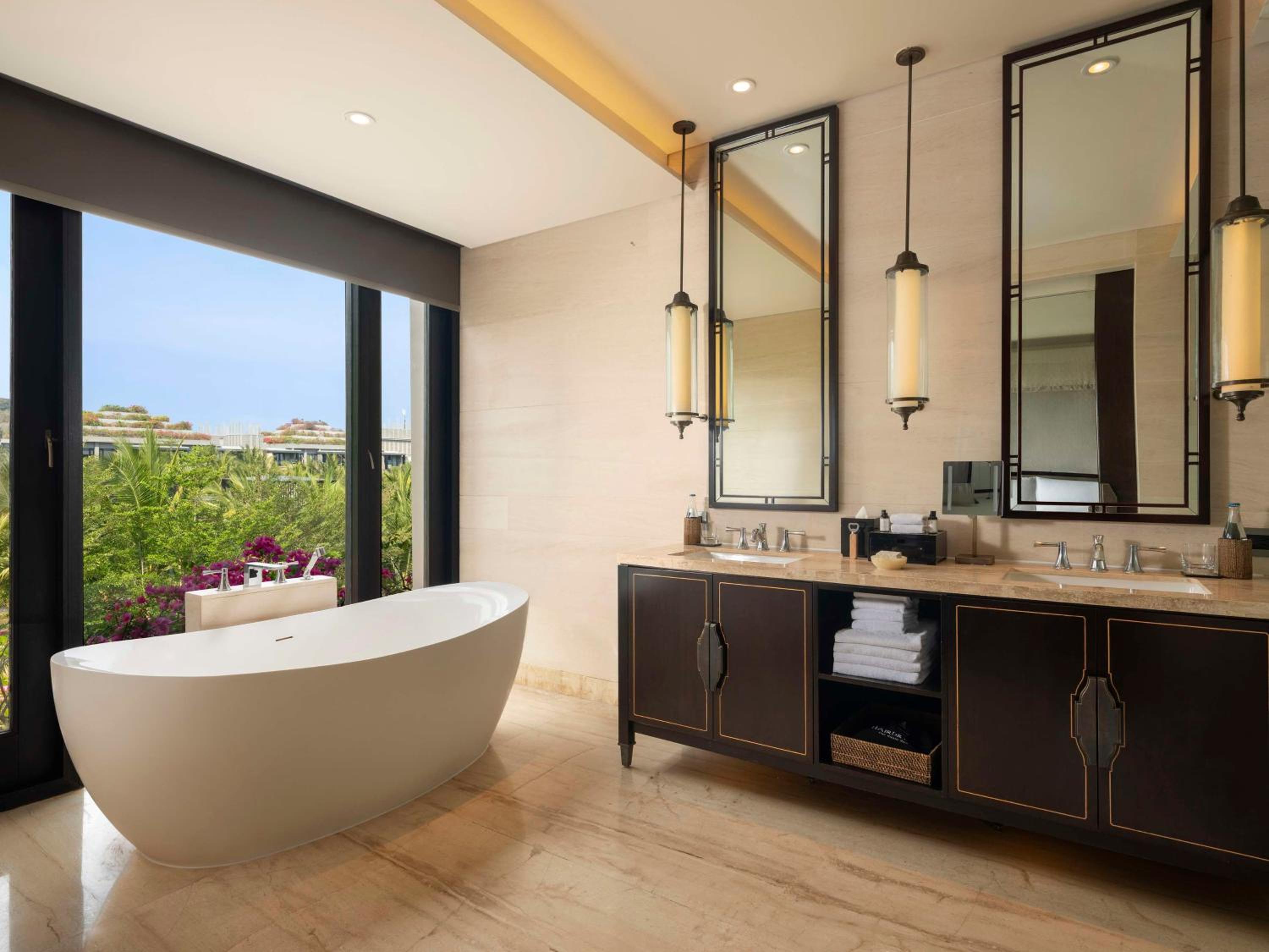 Grand Deluxe Ocean Court King - Photo 9