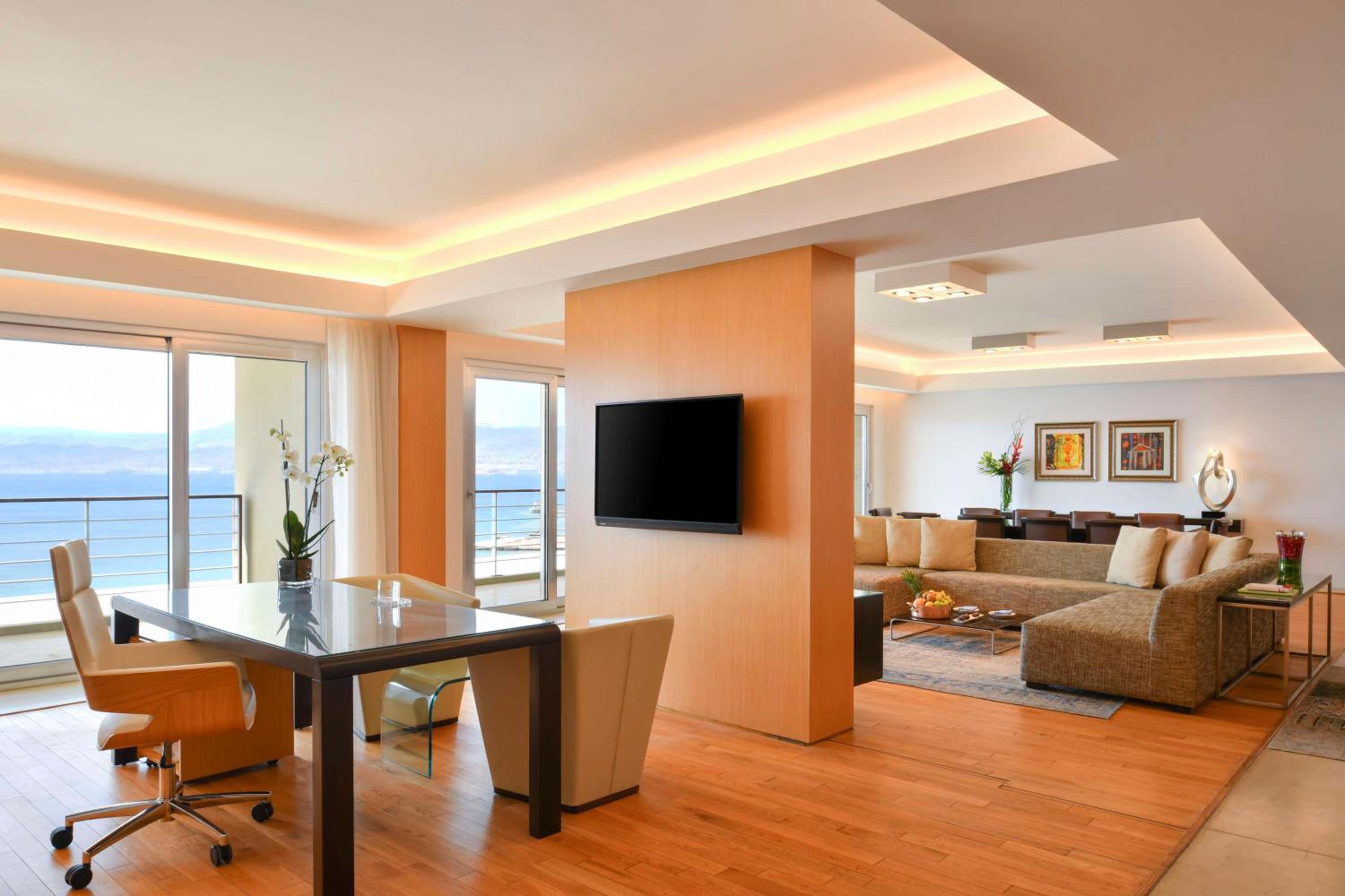 Royal Suite - Photo 14