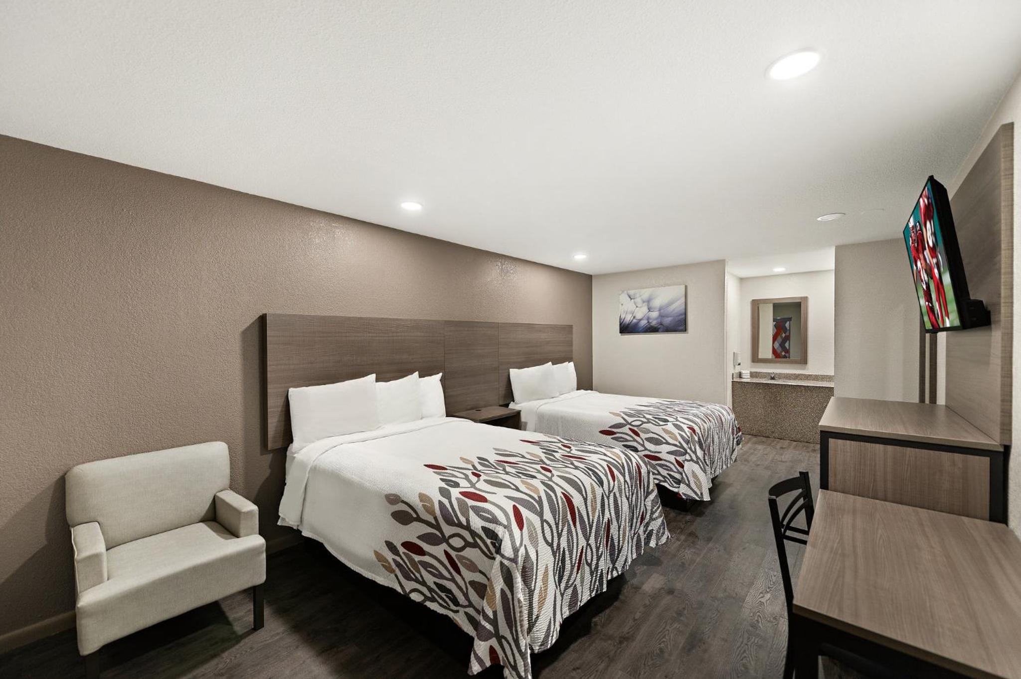 Deluxe Room with Two Double Beds Smoking photo 1