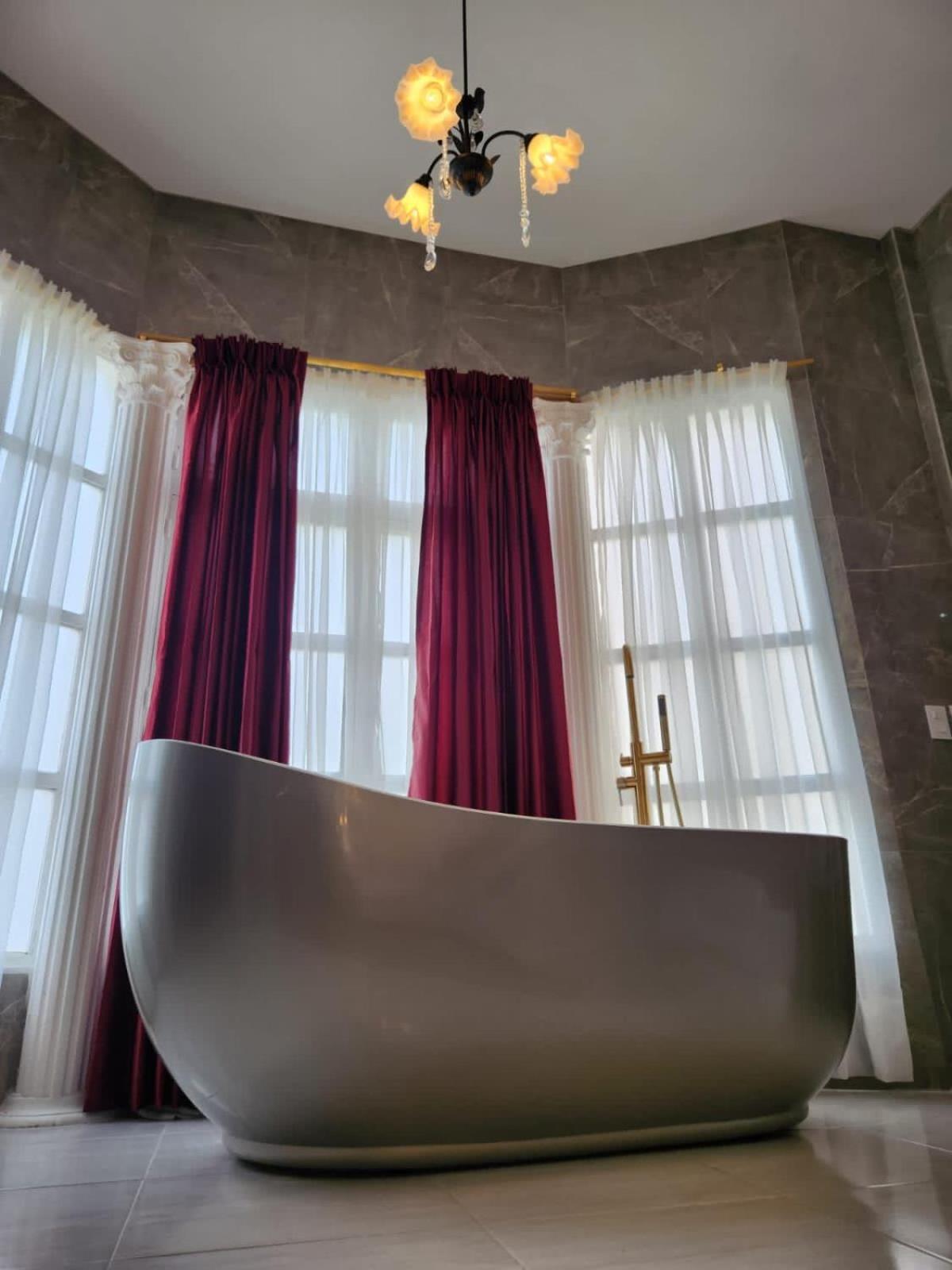 Deluxe Double Room with Bath photo 2