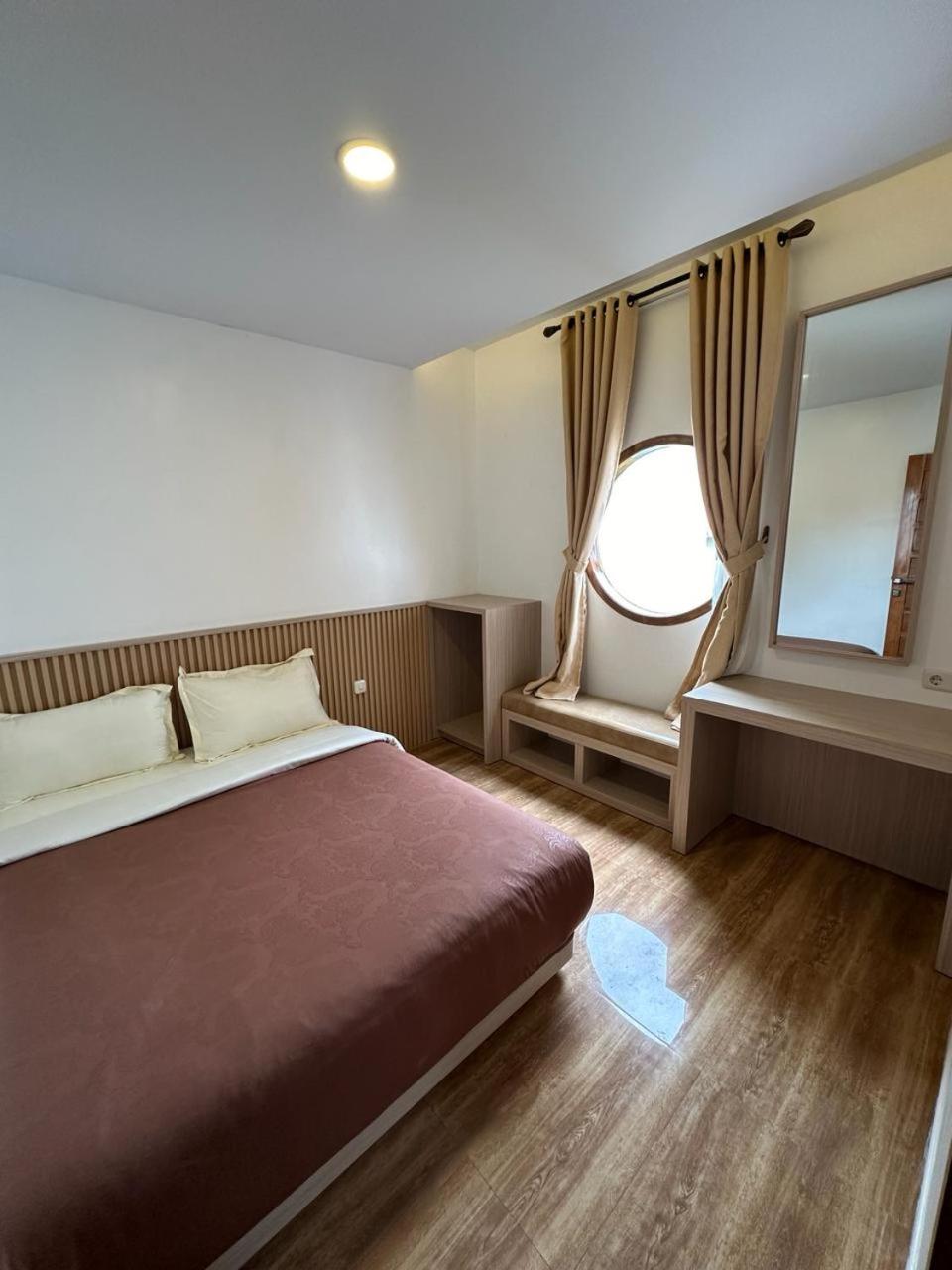 Two-Bedroom Townhouse - Photo 1
