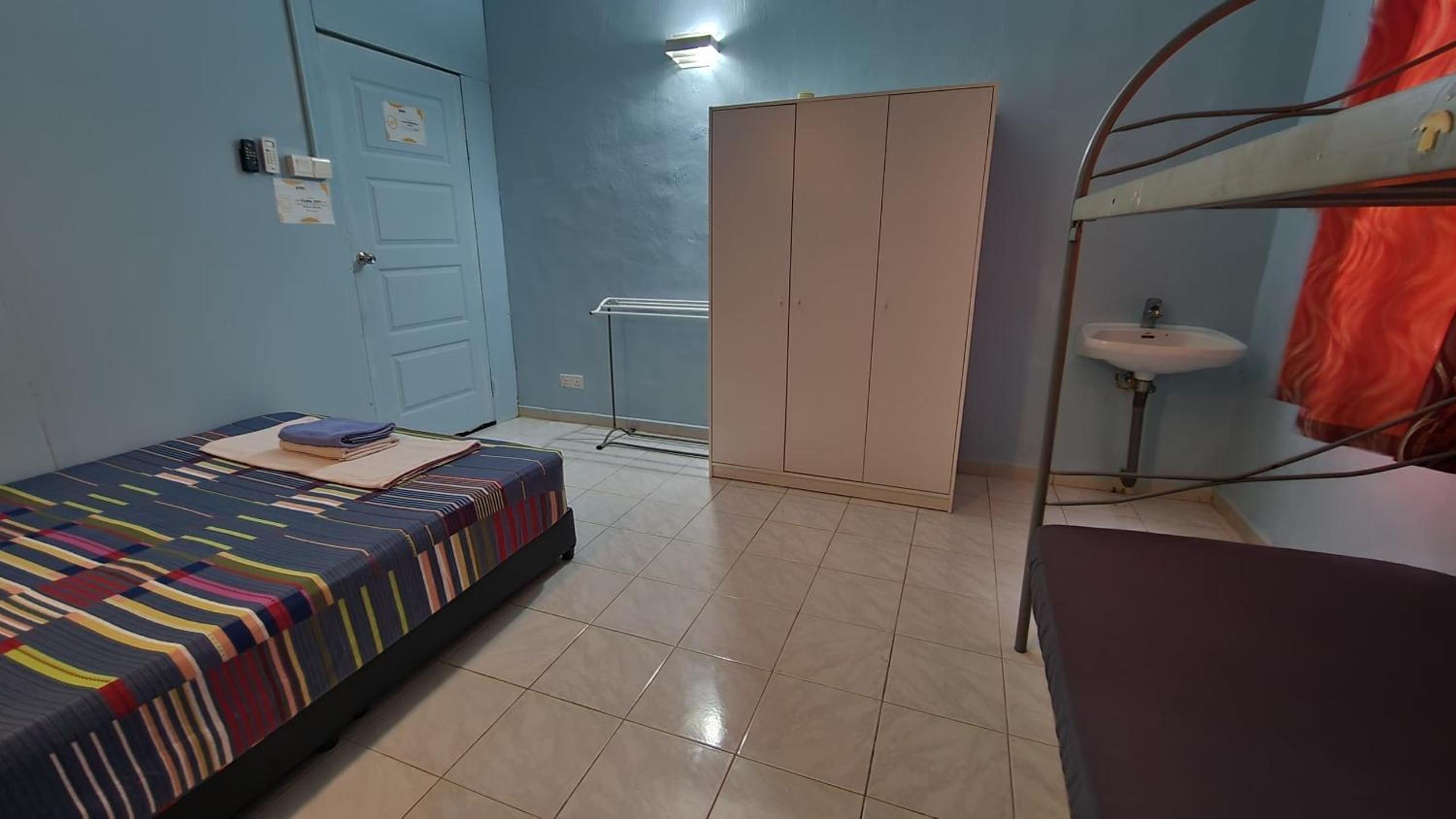 Deluxe Double Room (2 Adults + 1 Child) photo 1
