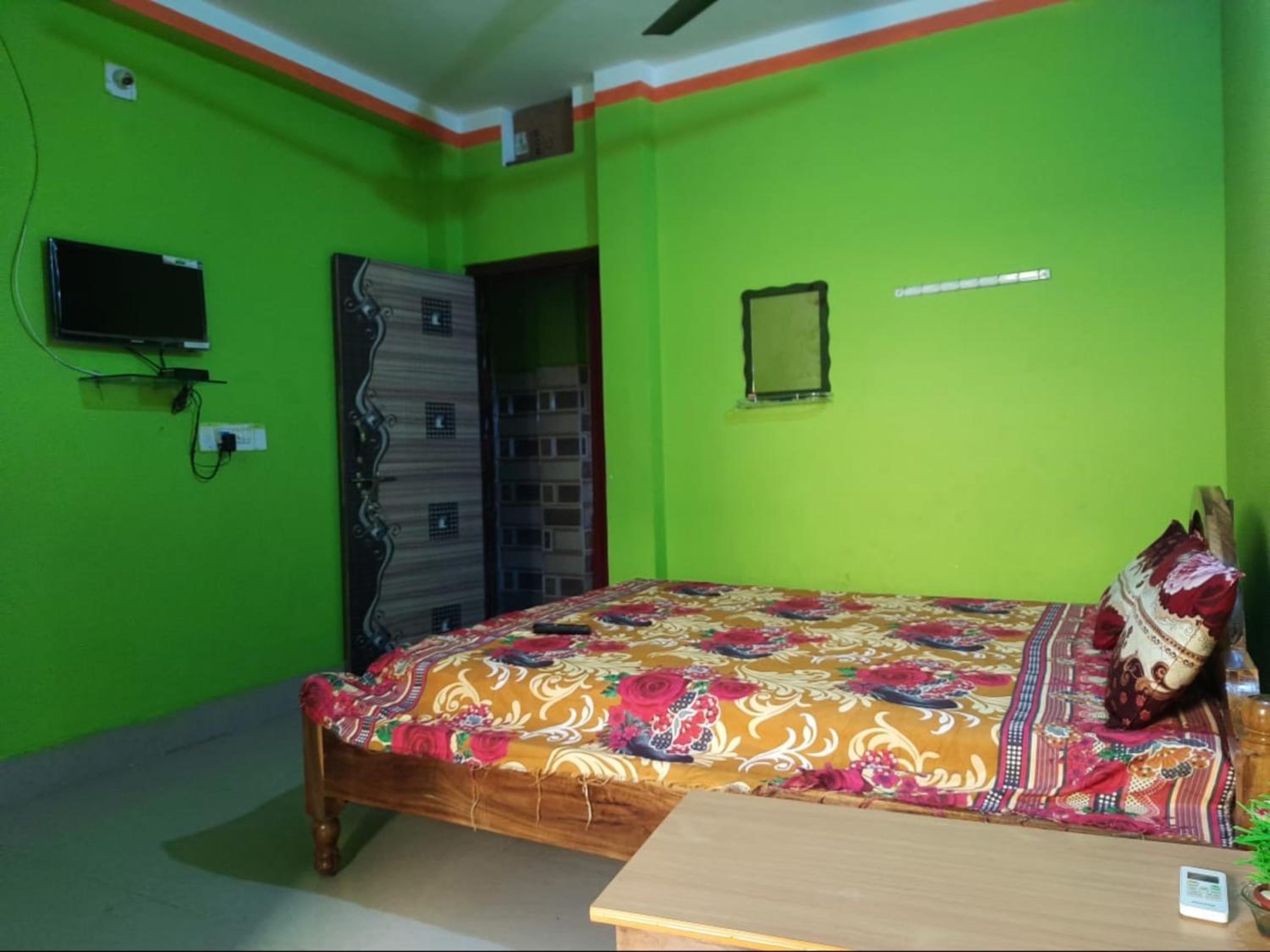 Standard Double Room With Fan photo 3