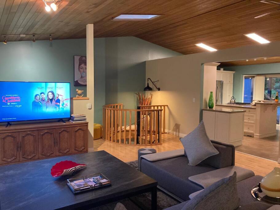 Three-Bedroom Home photo 2