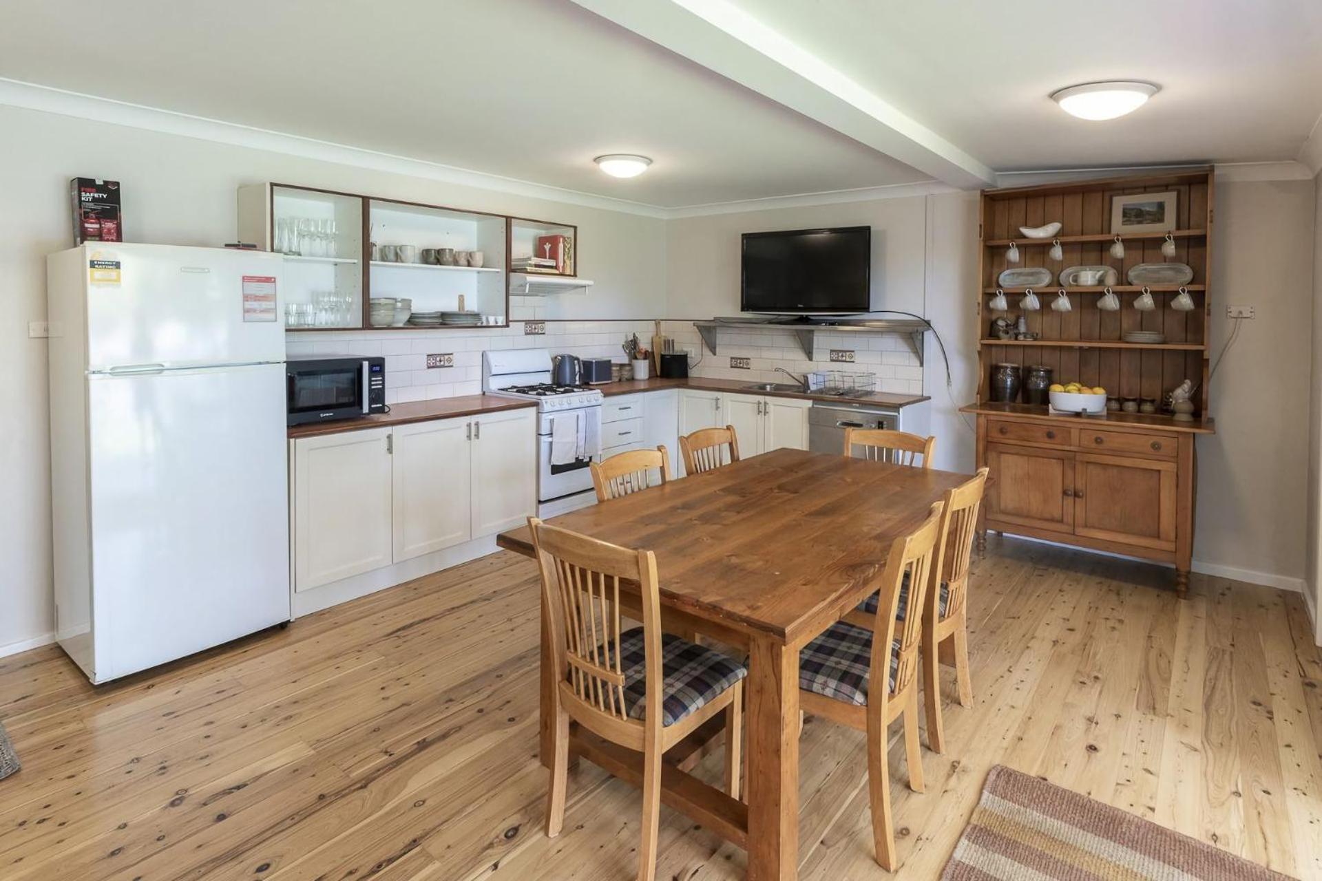 Three-Bedroom House photo 2