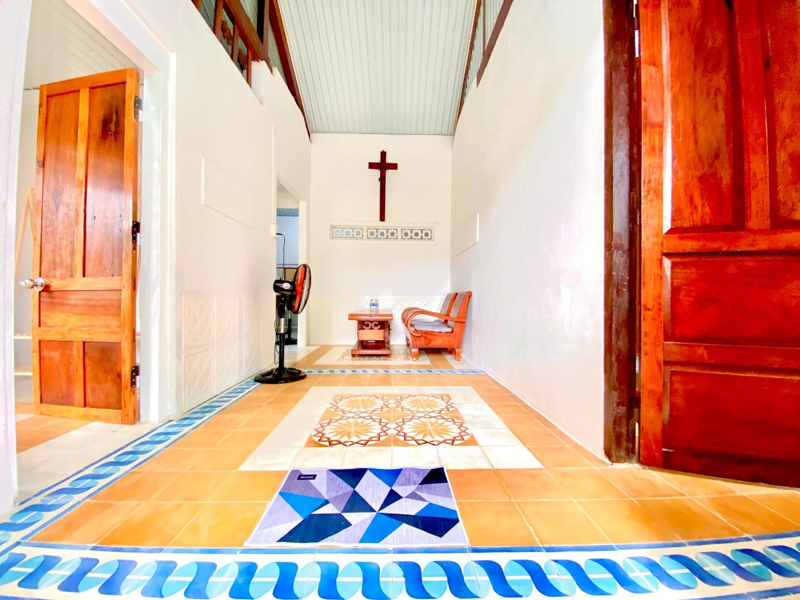 Two-Bedroom House photo 2