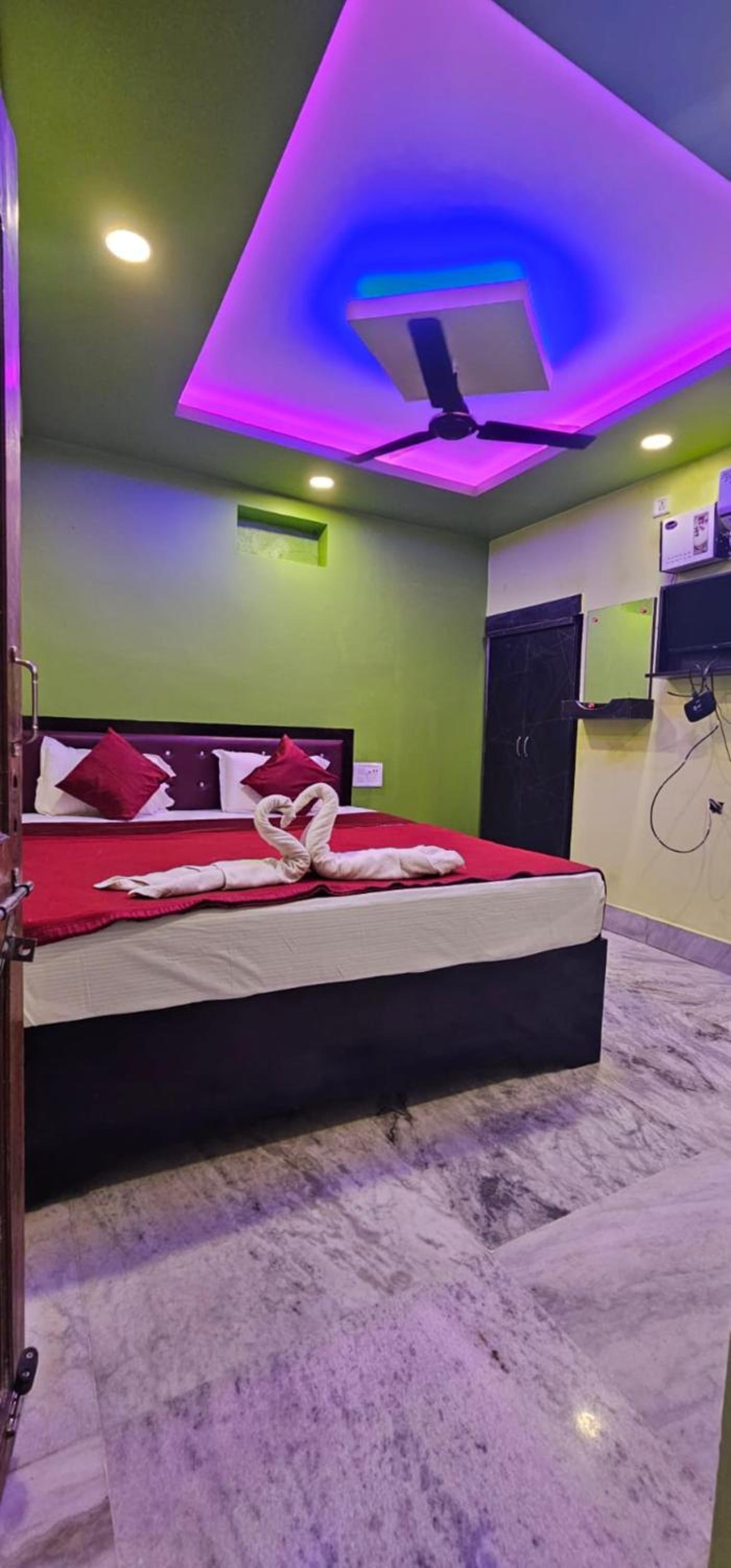 Standard King Room