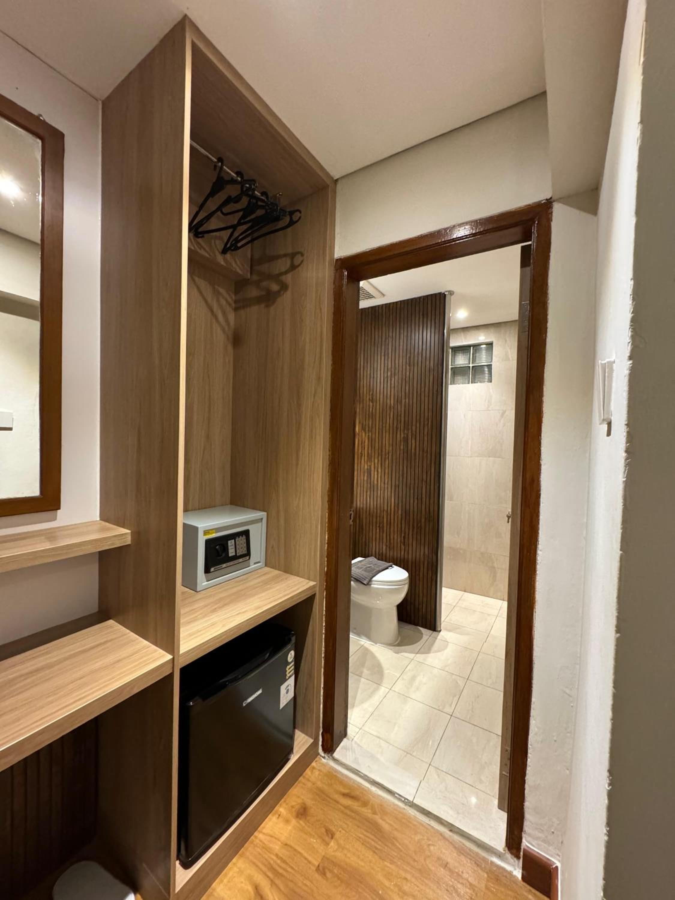 Executive Double Room Only - Photo 6