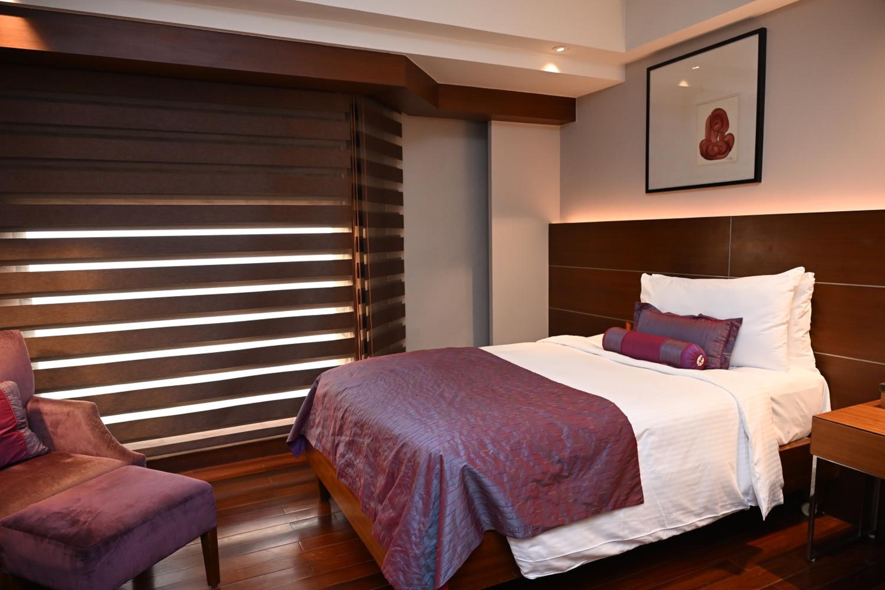 The Lalit Package - Complimentary one way airport pickup, Free 1 pint of beer at 24/7 BAR with free 2 pieces of laundry and 10% discount on Food & Soft beverages, spa n salon