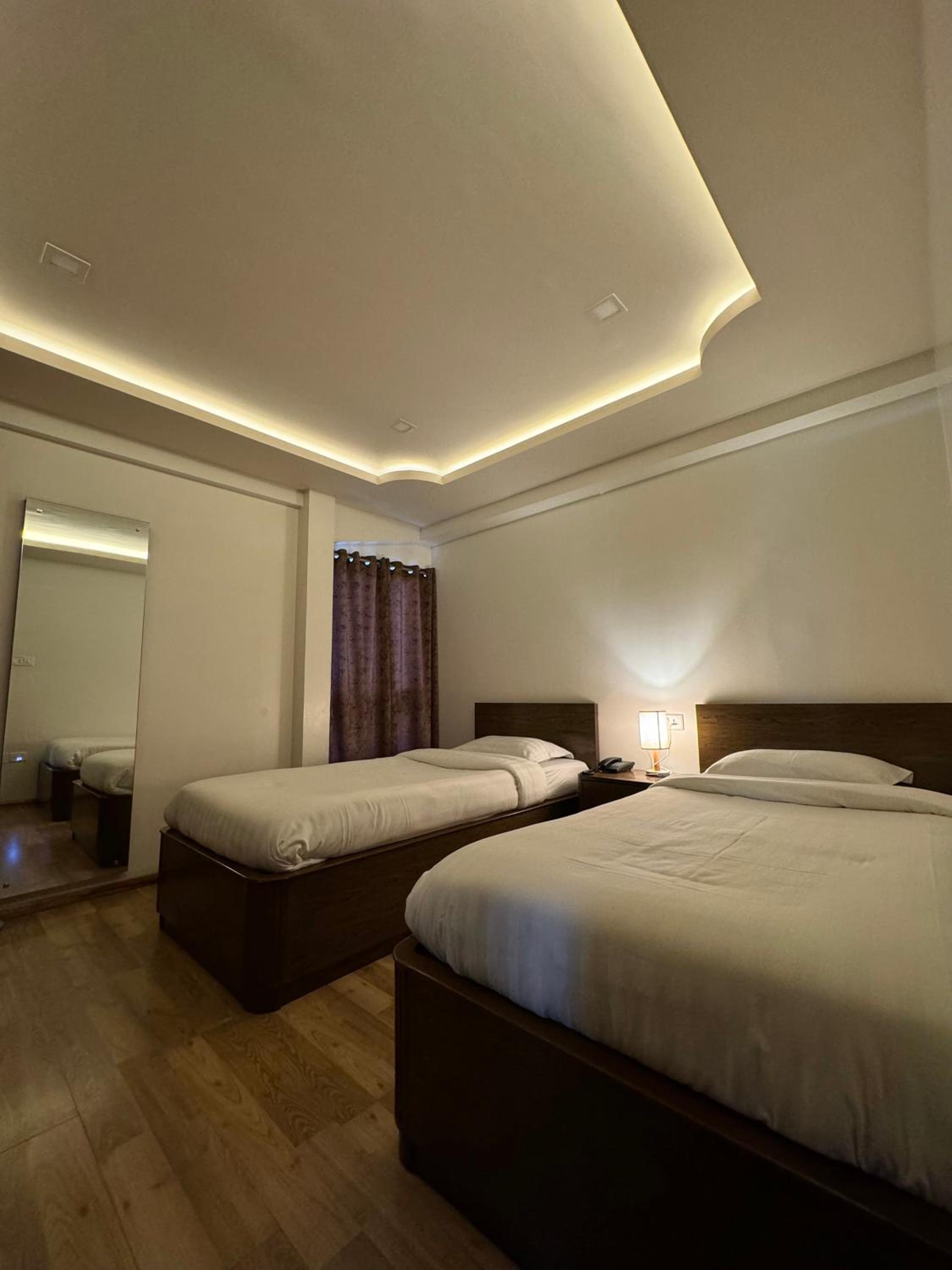 Deluxe Double or Twin Room photo 2