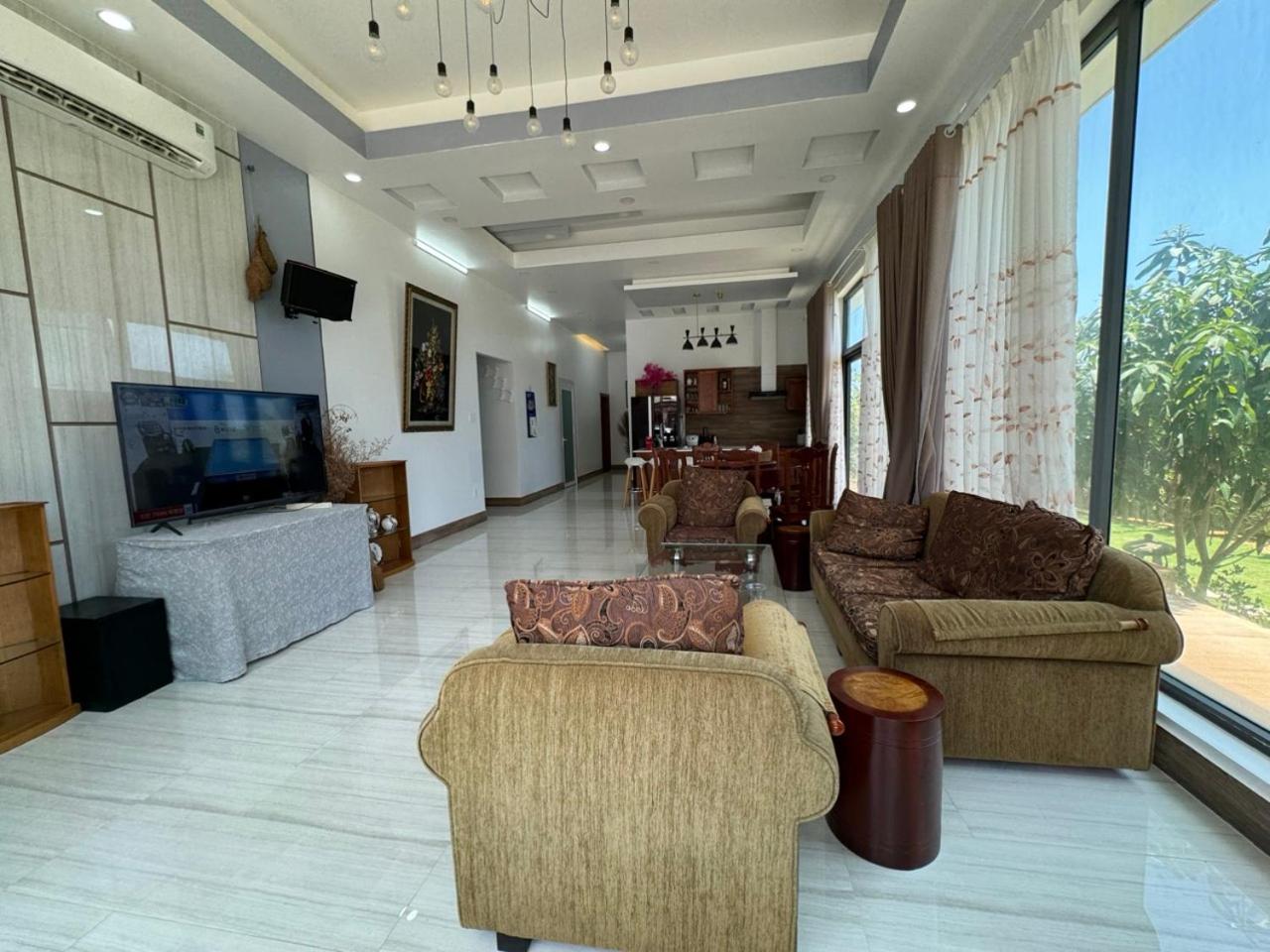 Apartment photo 2
