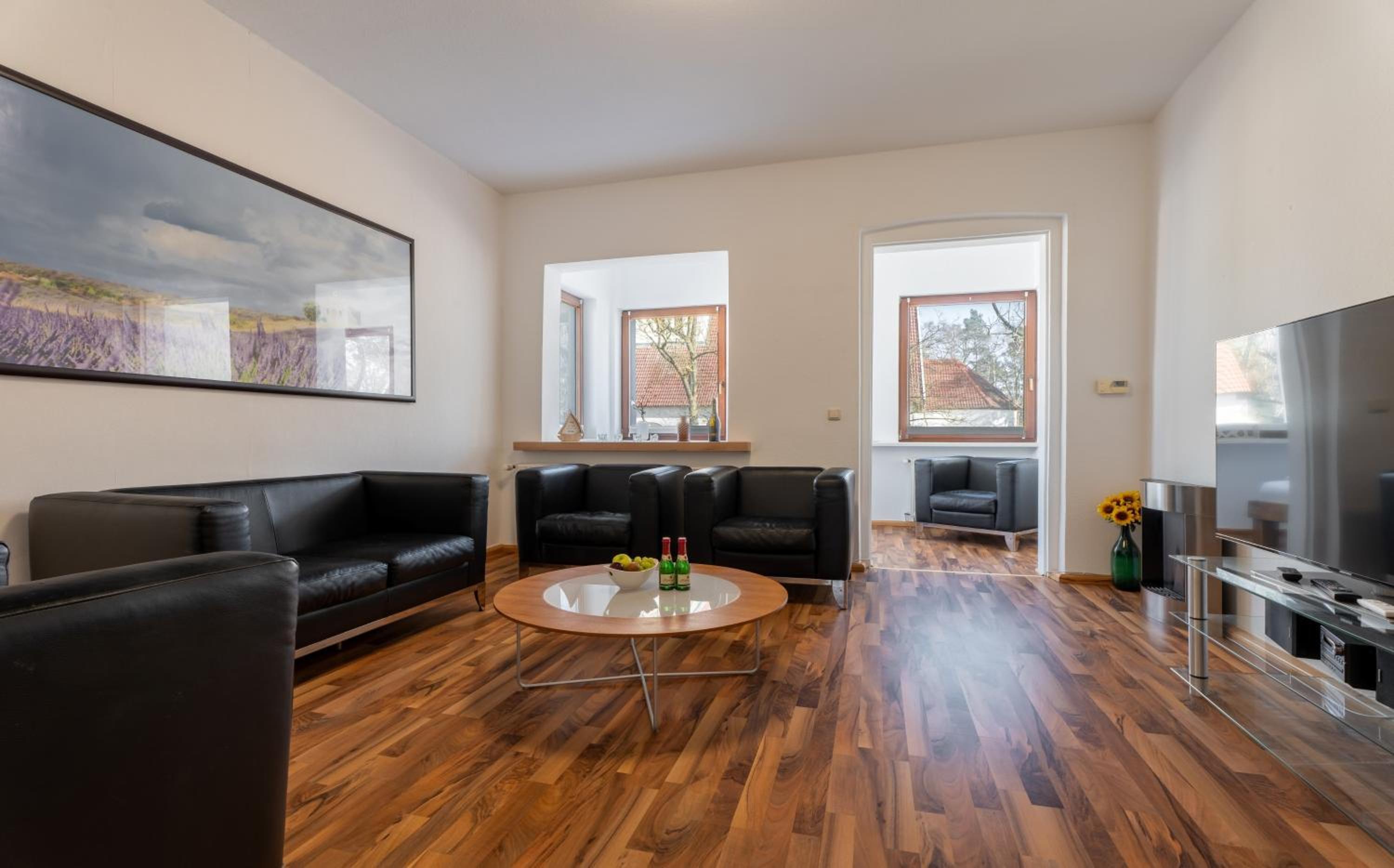 Apartment photo 1