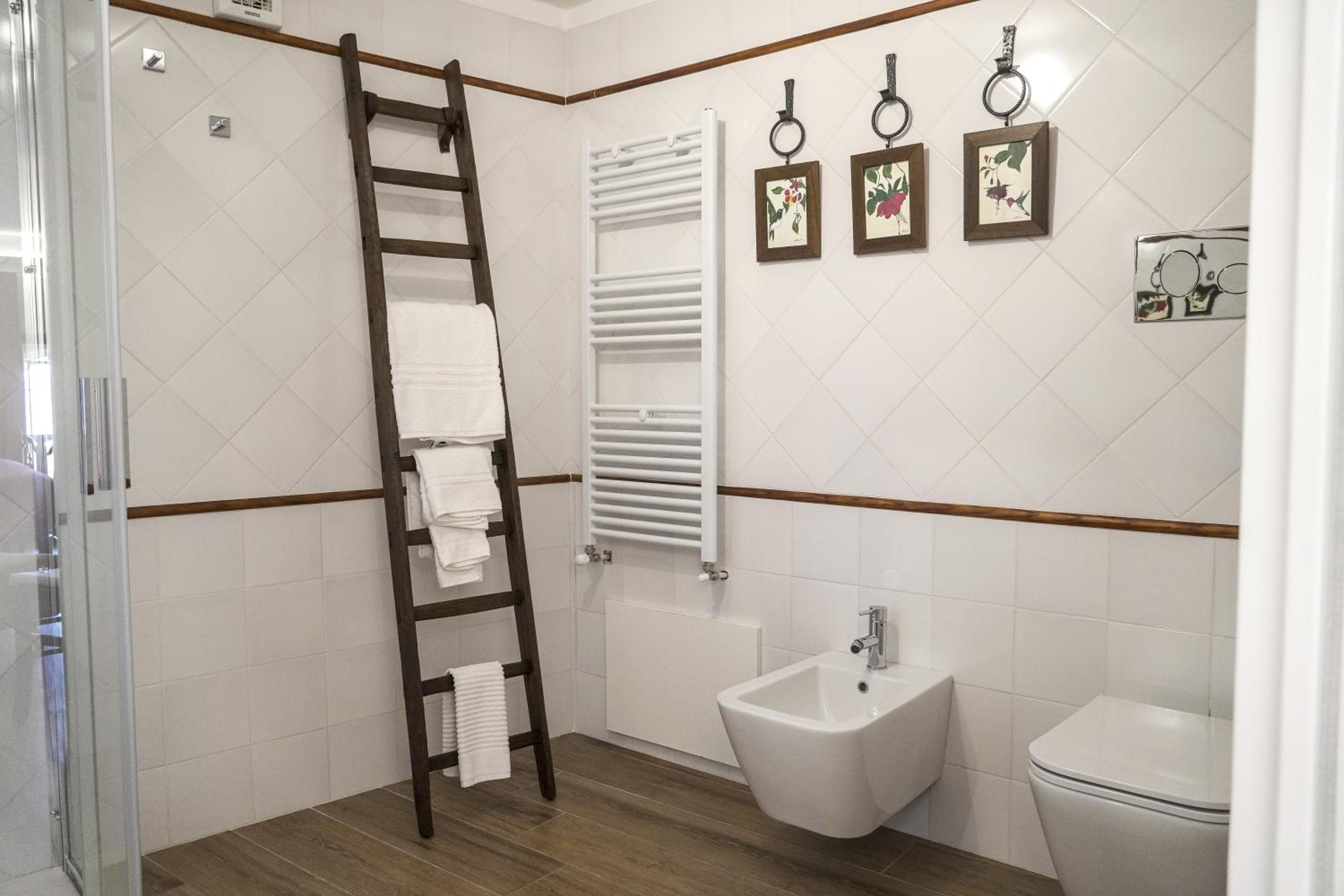 Double or Twin Room with Extra Bed photo 2