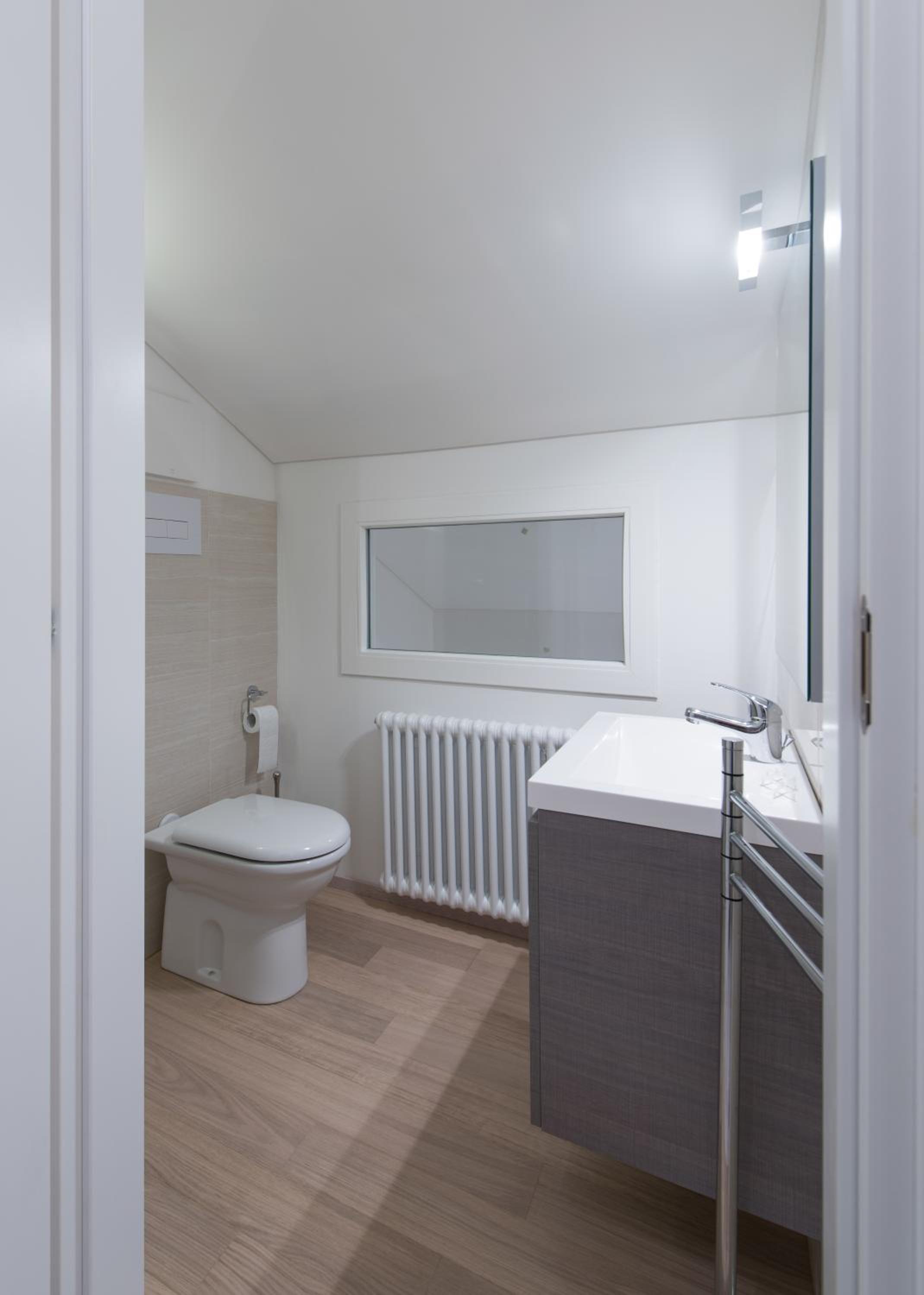 Standard Double Room with Ensuite Bathroom photo 3