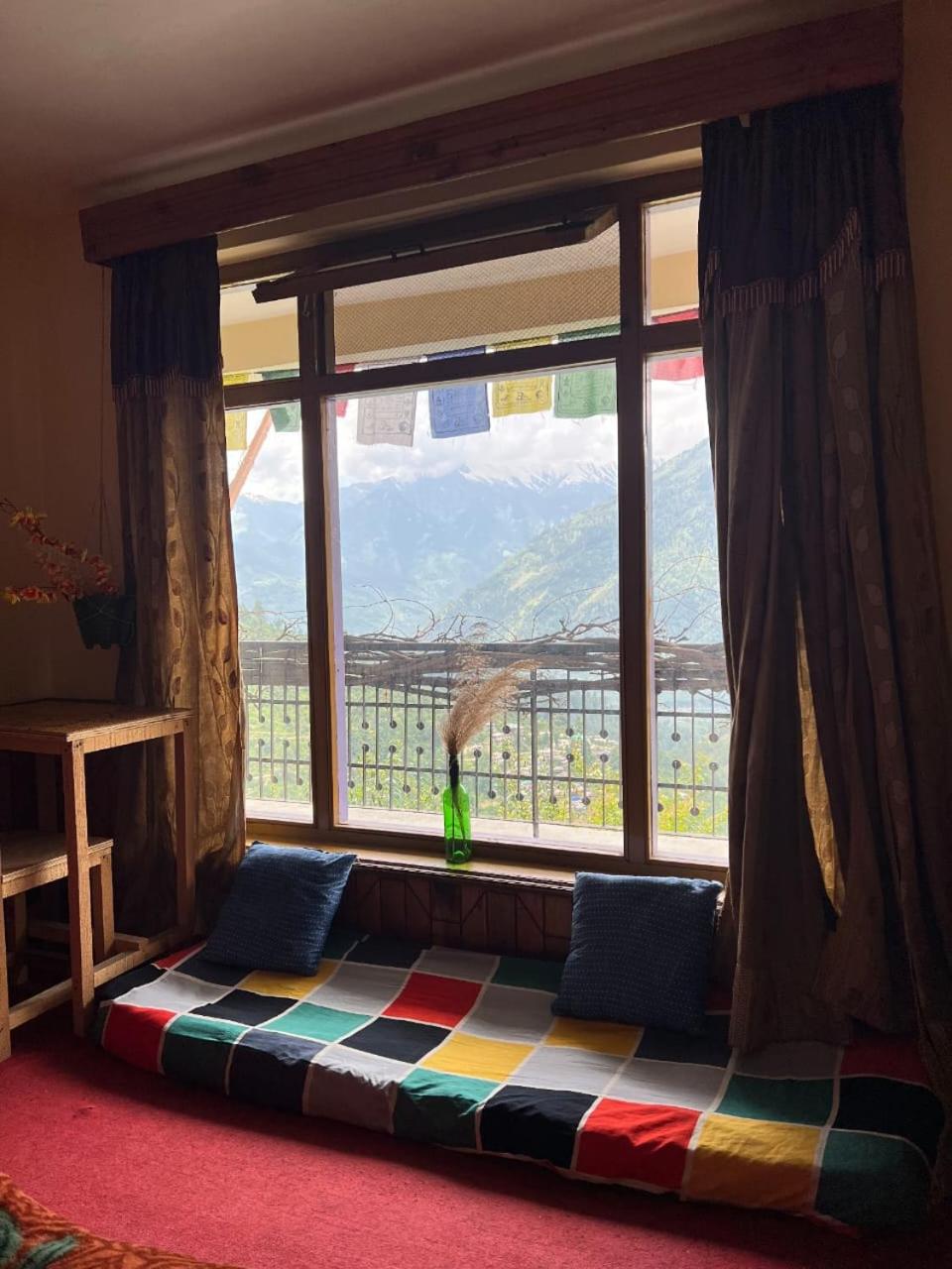 Deluxe Double or Twin Room with Mountain View photo 3