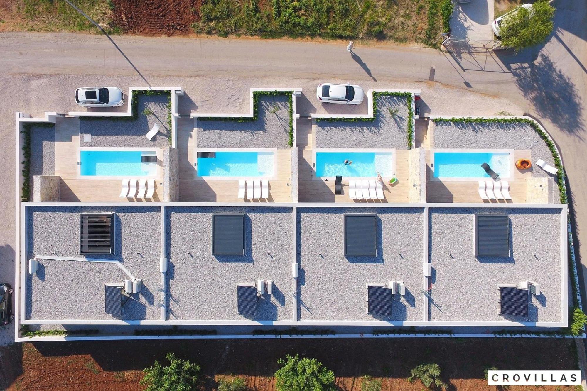 Three-Bedroom Villa photo 2