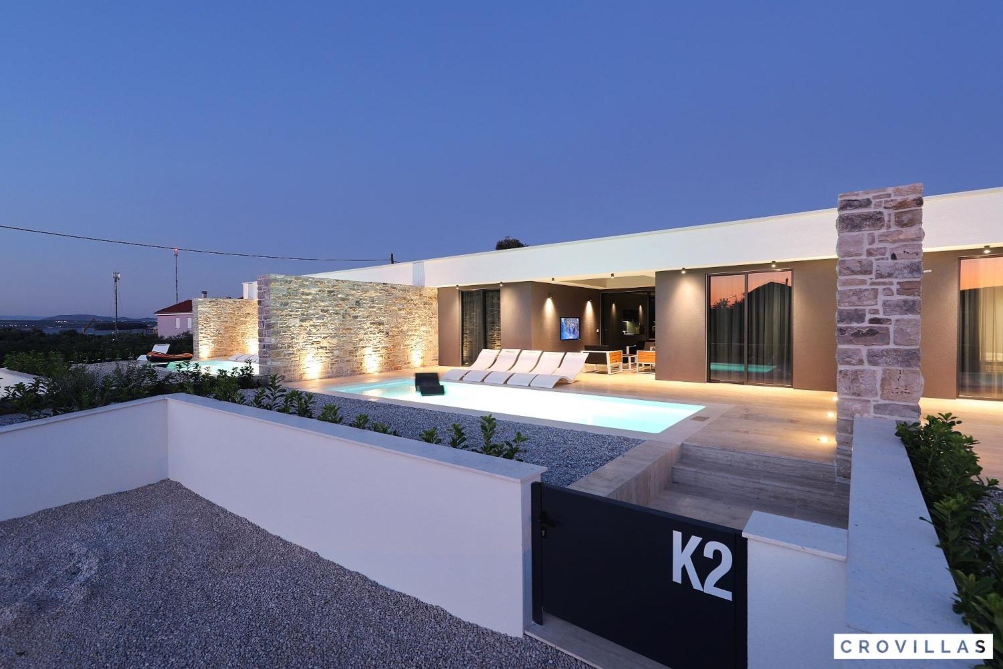 Three-Bedroom Villa photo 3