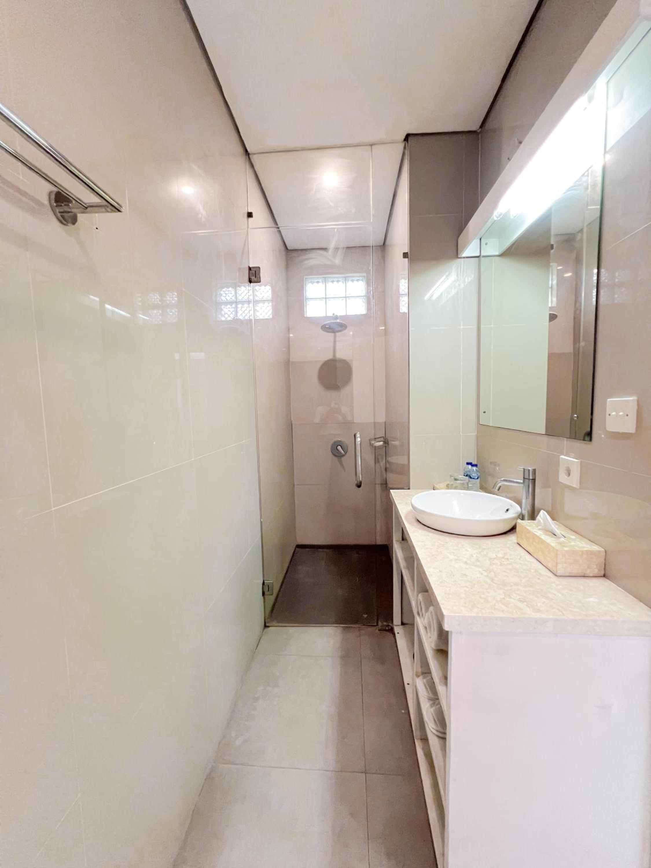 One-Bedroom Suite - Photo 15