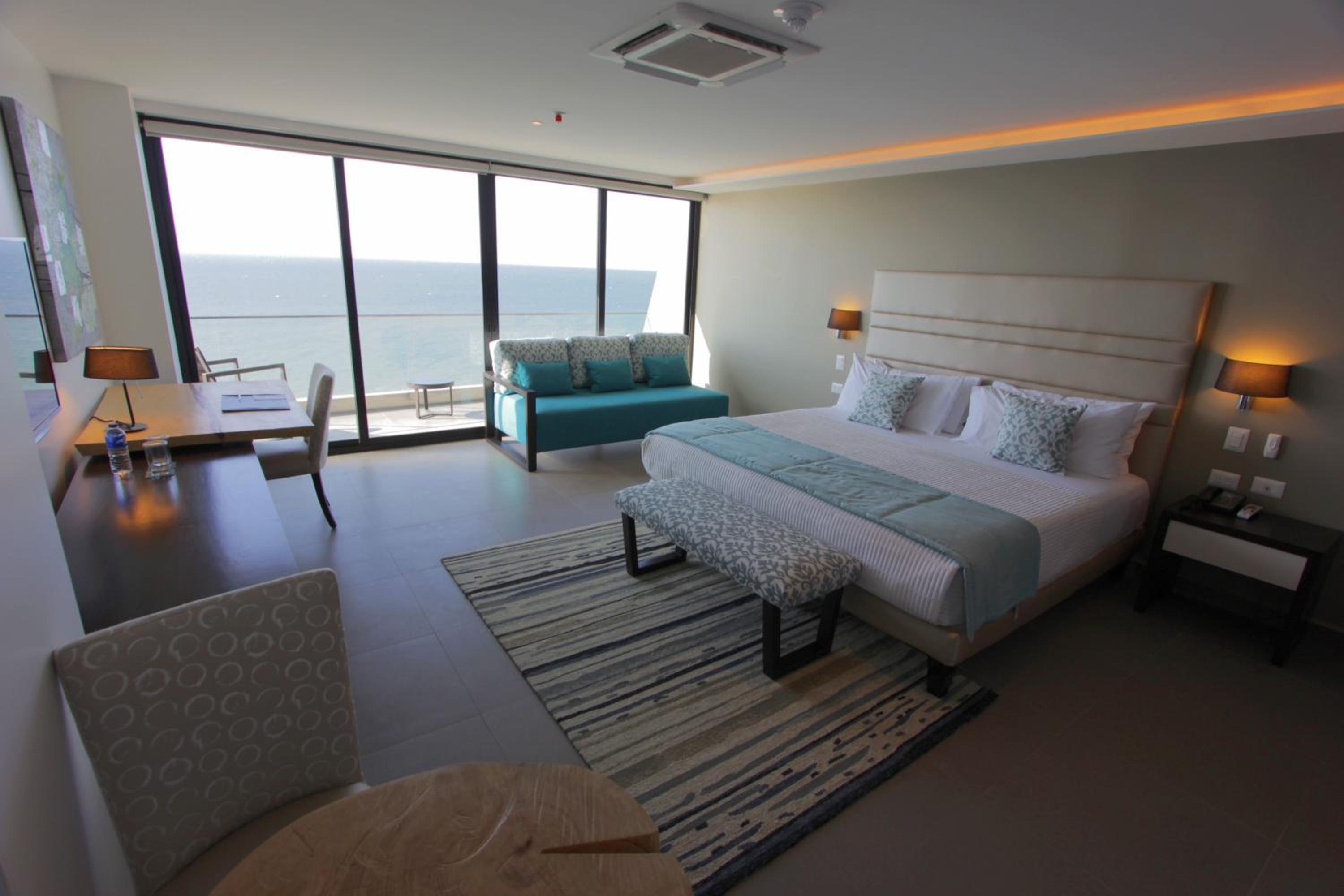 Double Room with Sea View photo 2