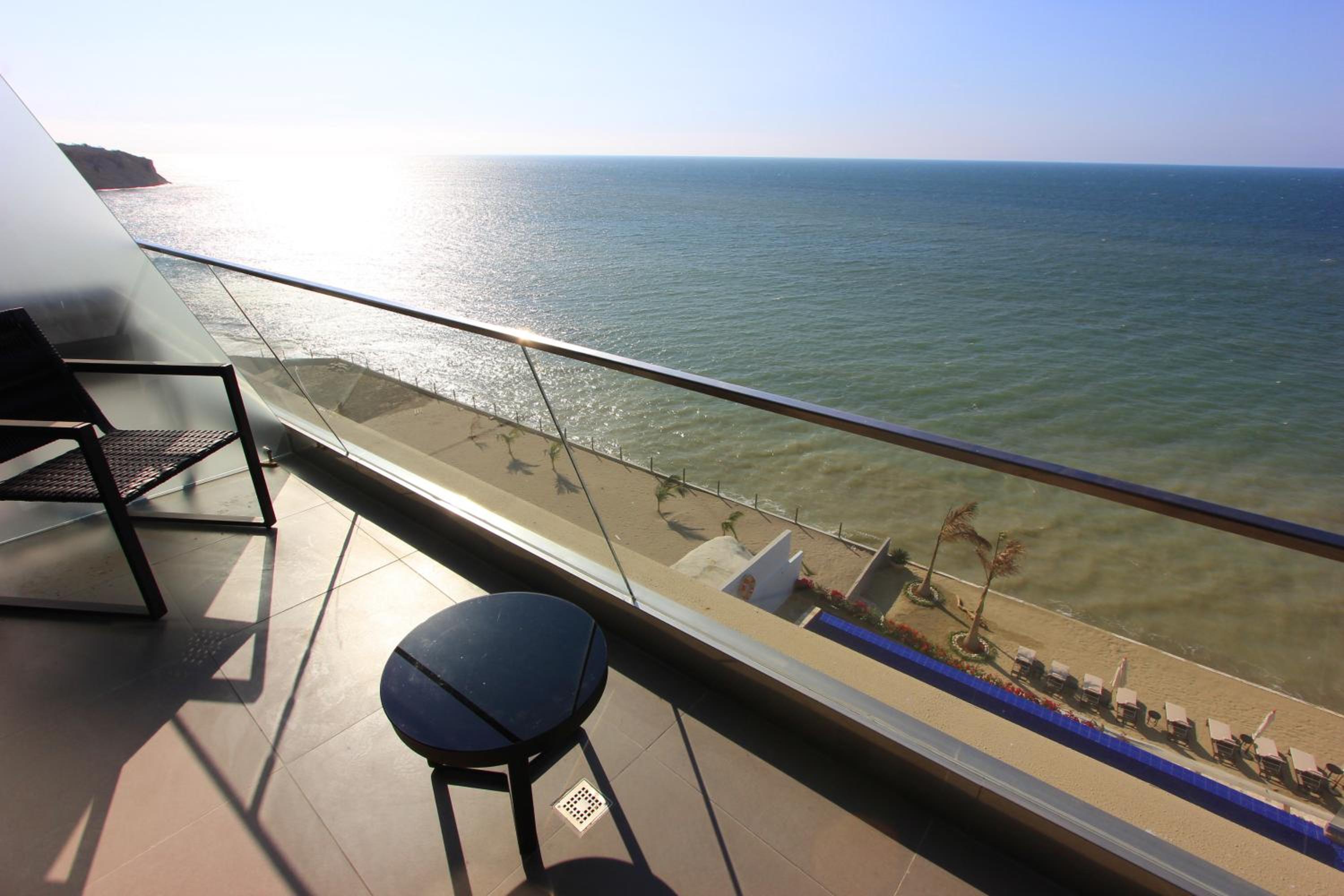 Double Room with Sea View photo 3