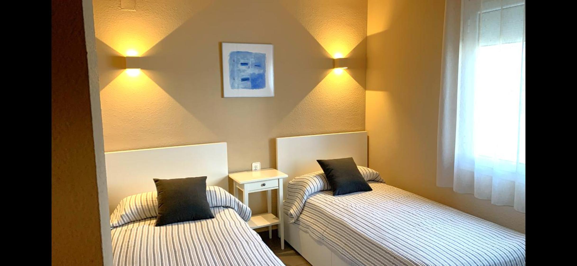 Apartamento con vista a la piscina