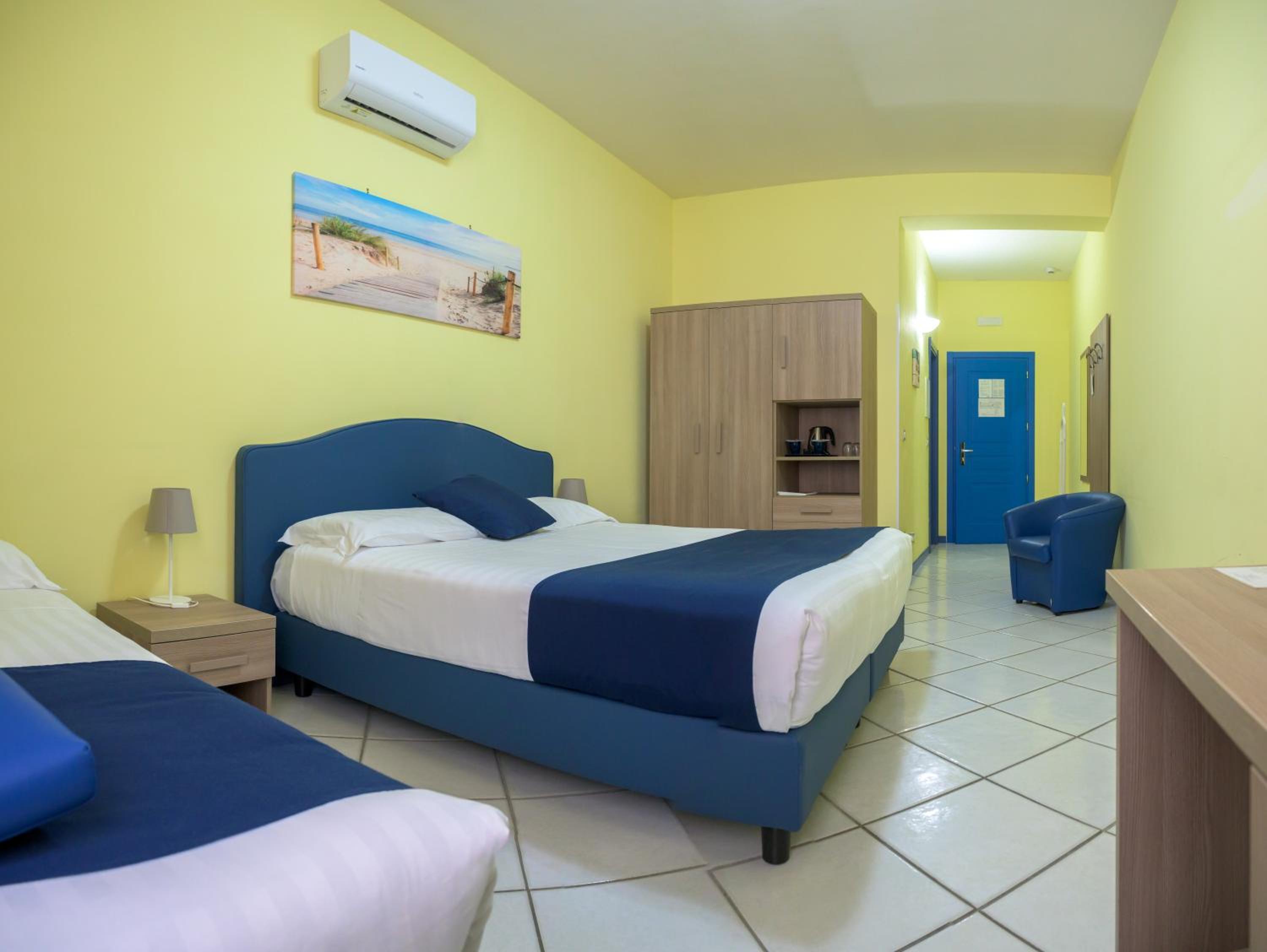 Triple Room photo 3