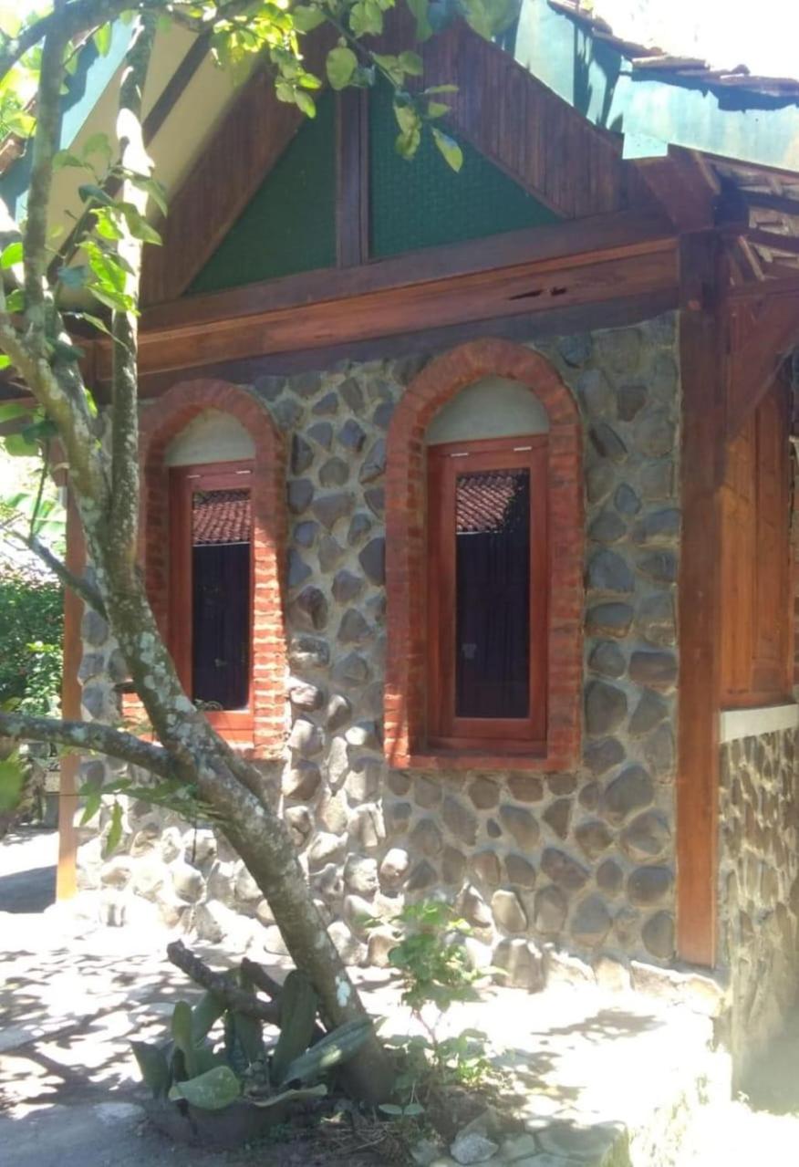 Quadruple Room with Garden View - Photo 6