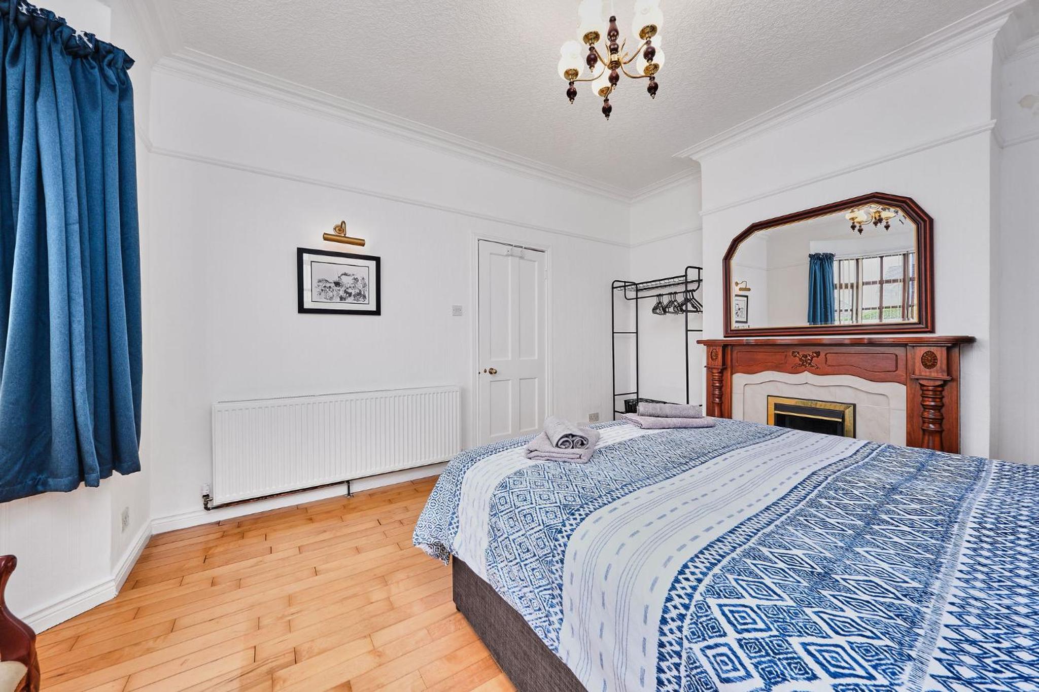 Four-Bedroom House photo 1