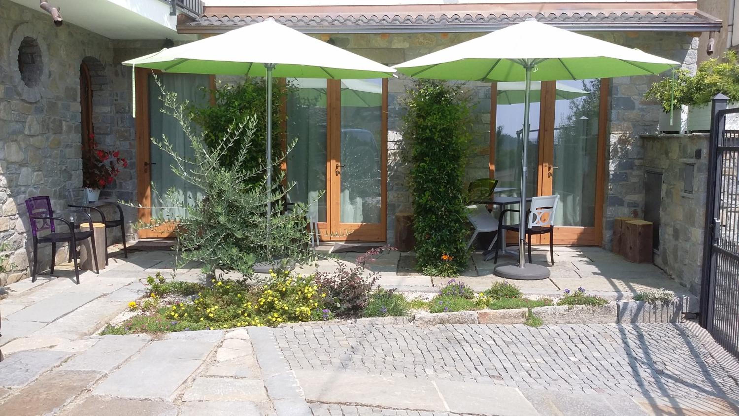 Deluxe Double or Twin Room with Garden View - Photo 2