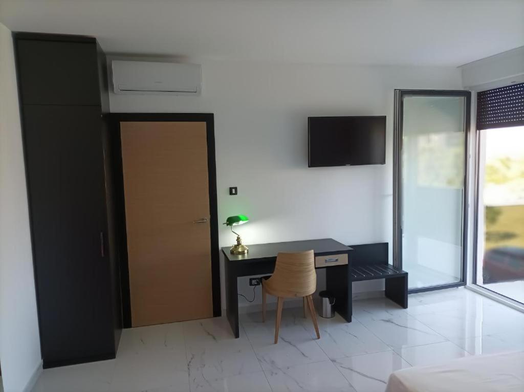 Double or Twin Room with Side Sea View and Balcony