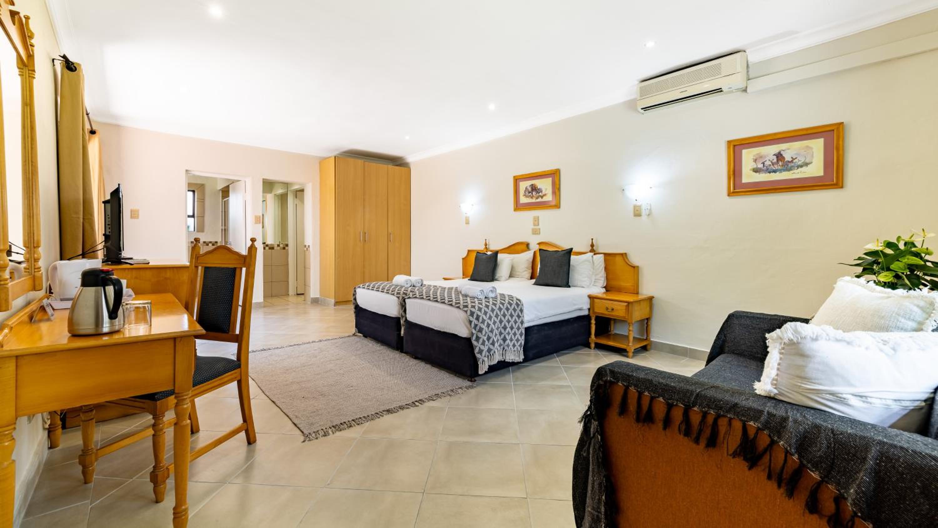 Twin Room with Garden View - Photo 1