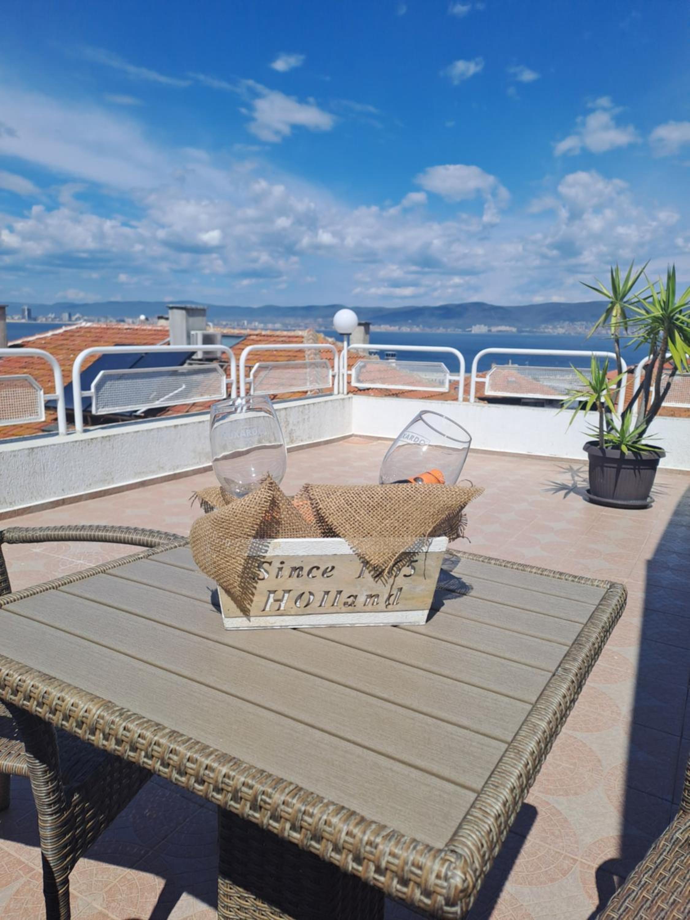 Deluxe Double Room with Balcony and Sea View photo 2