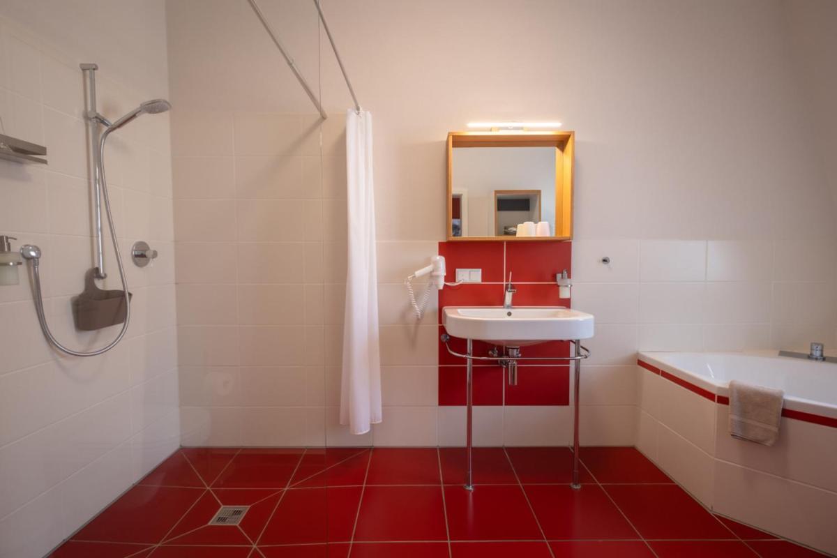 Duplex Apartment - Photo 8