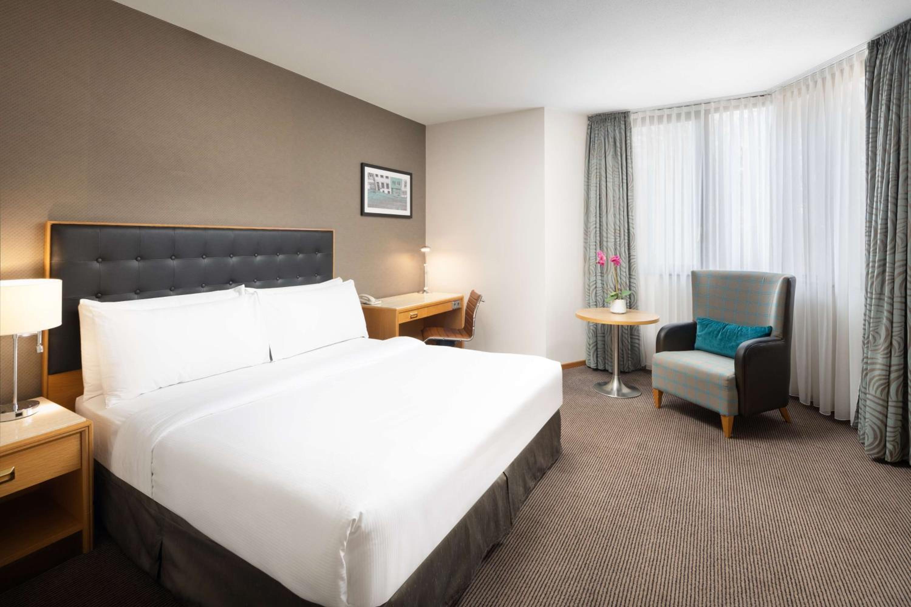 Superior King Room - Photo 1