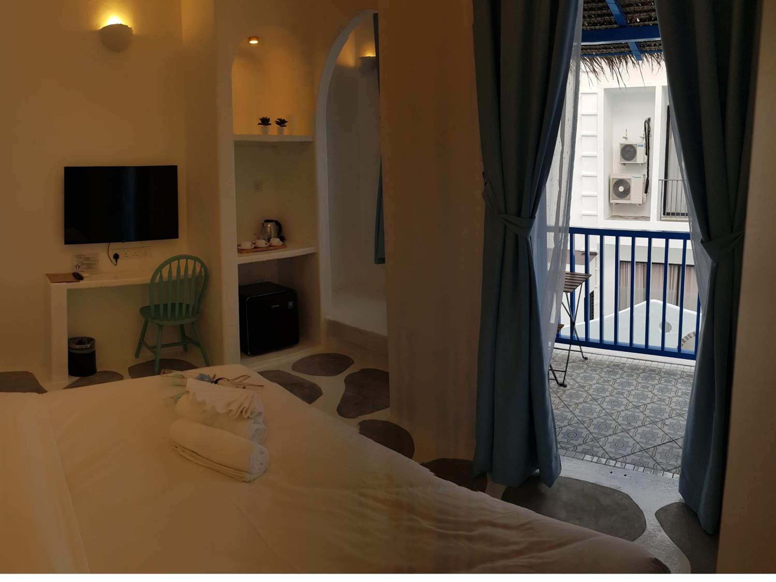 Deluxe Double Room with Balcony