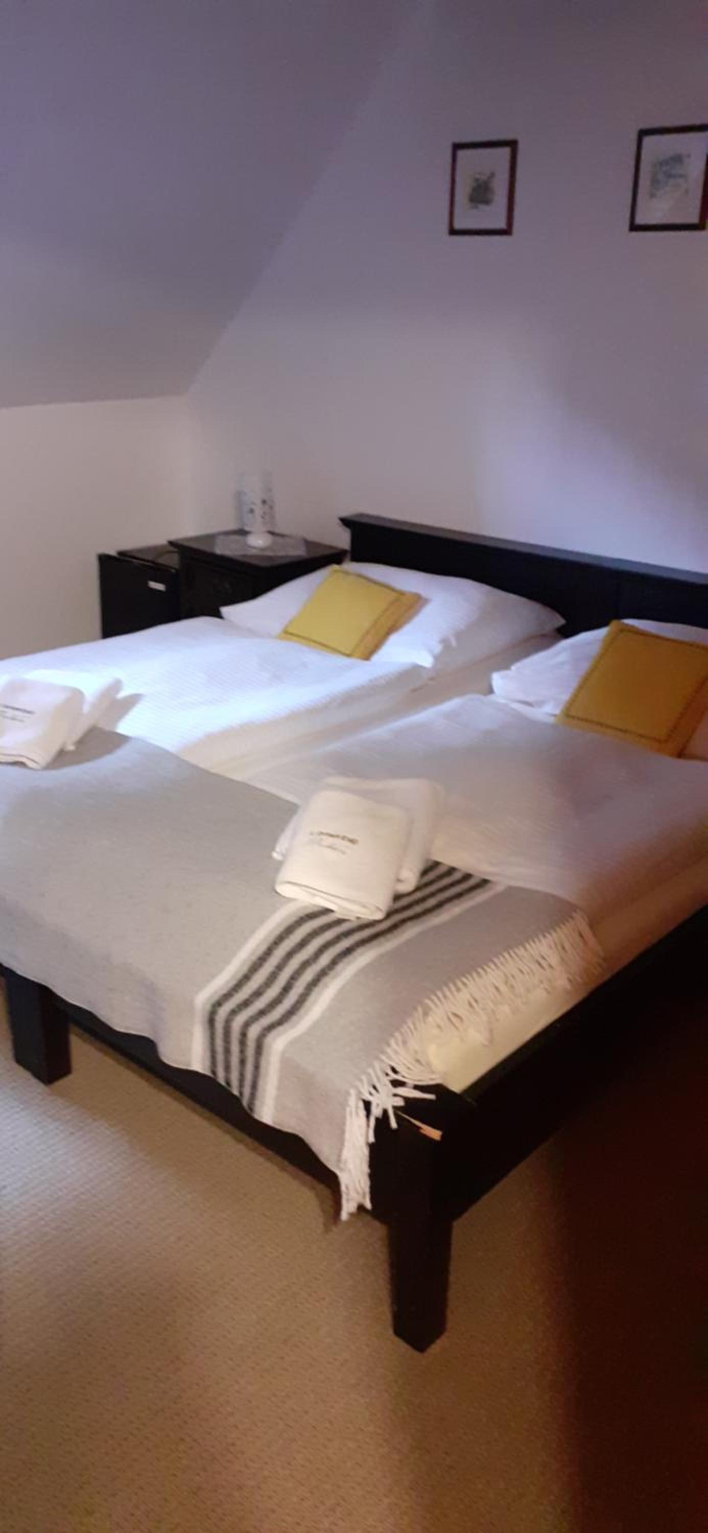 Double Or Twin Room - Photo 3