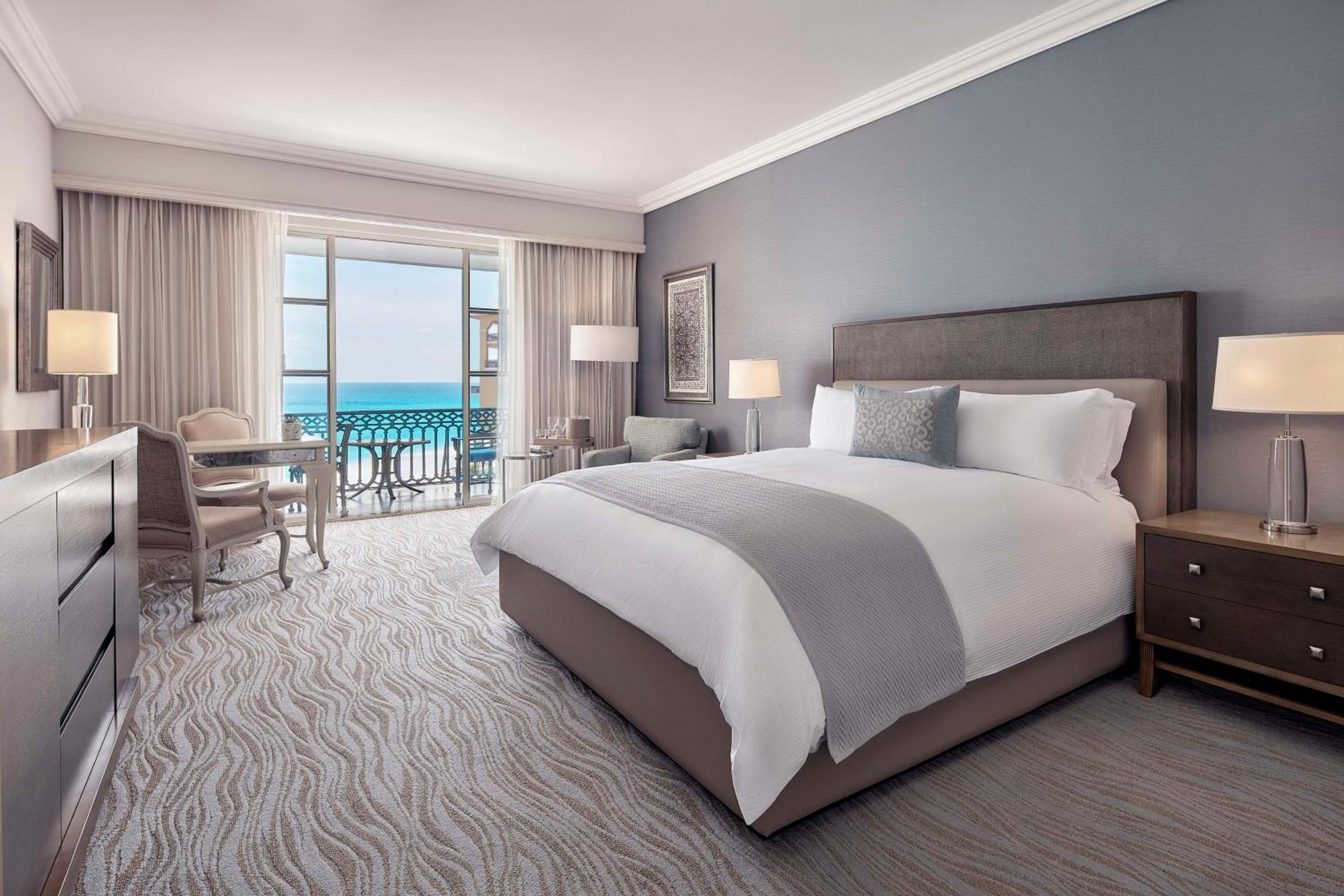 Deluxe Seafront King Room - Photo 1